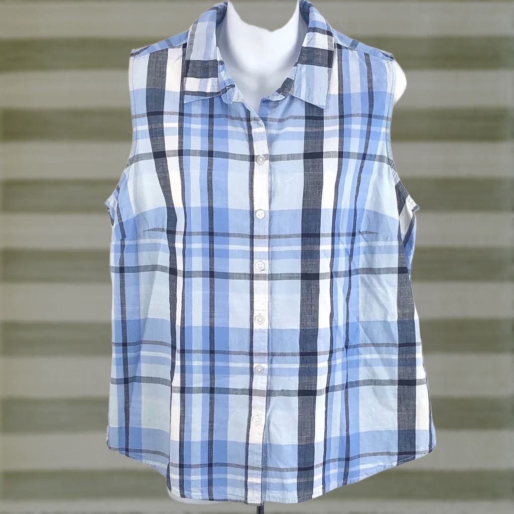 Croft & Barrow VINTAGE Croft & Barrow Button-Up Shirt Ladies L Blue Plaid Sleeveless Collared Cottage Western Country Size L / US 10 / IT 46 - 1 Thumbnail