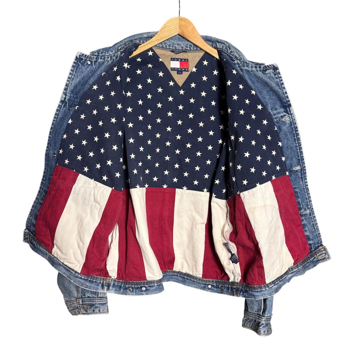 Tommy Hilfiger × Vintage Vintage 90s Tommy Hilfiger Patch Logo Denim Jacket Size US L / EU 52-54 / 3 - 3 Thumbnail