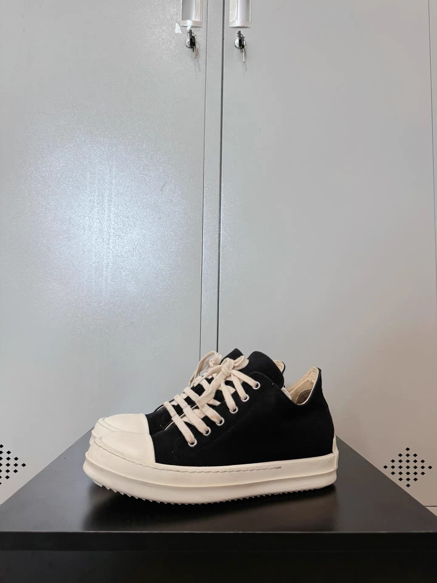 Rick Owens Drkshdw Rick Owens Drkshdw Converse high-top sneakers Size US 6 / EU 39 - 1 Thumbnail