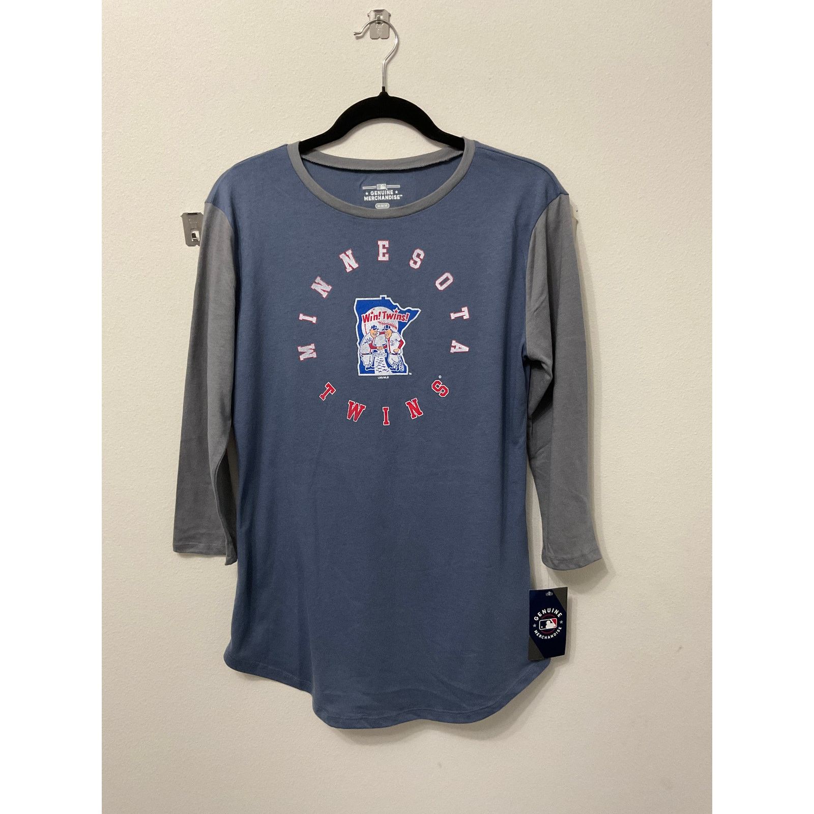 MLB NWT Women's MLB Minnesota Twins Jersey 3/4 T-Shirt Sz M Size M / US 6-8 / IT 42-44 - 1 Thumbnail