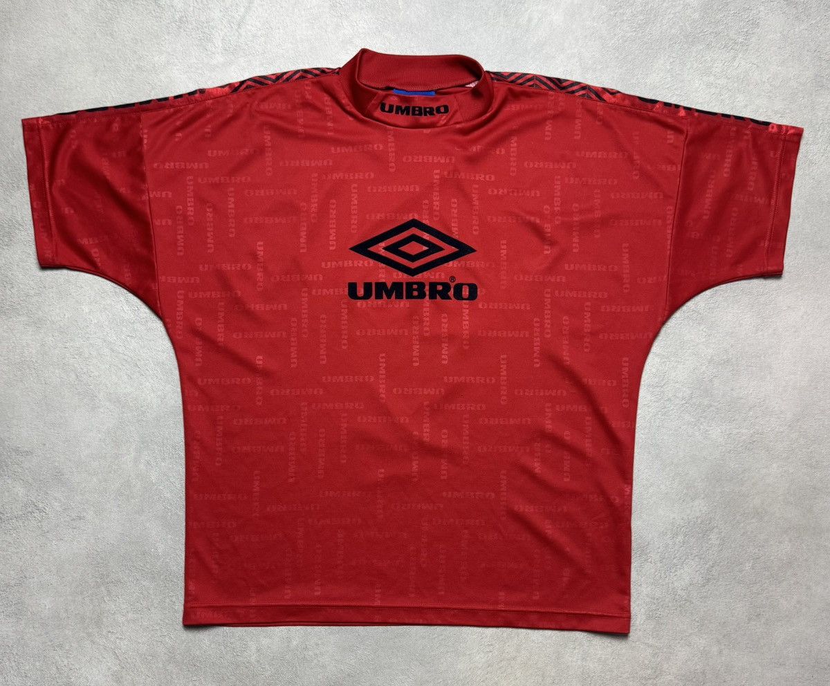Umbro 1990s Umbro Template Football Shirt Soccer Jersey Vintage Size US L / EU 52-54 / 3 - 1 Thumbnail