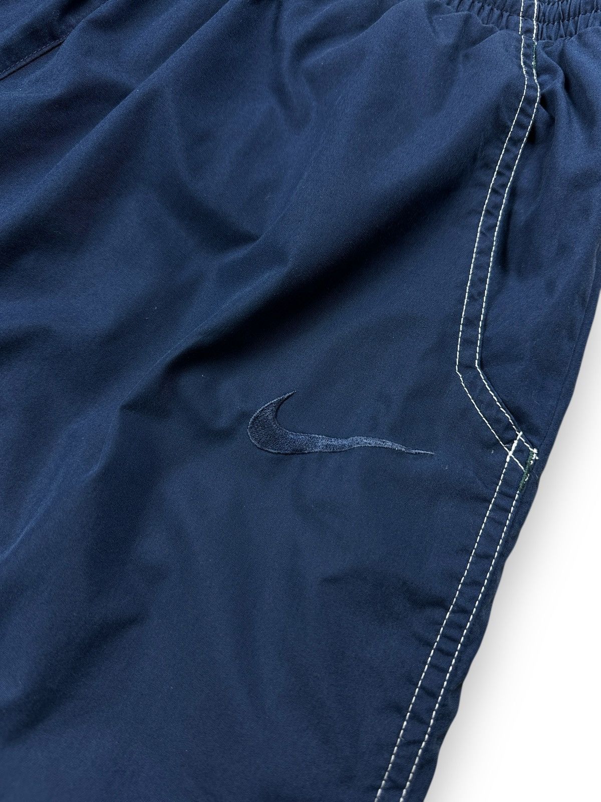 Nike × Vintage Vintage 90’s Nike Nylon Baggy Track Pants Joggers Y2K Size US 32 / EU 48 - 5 Thumbnail