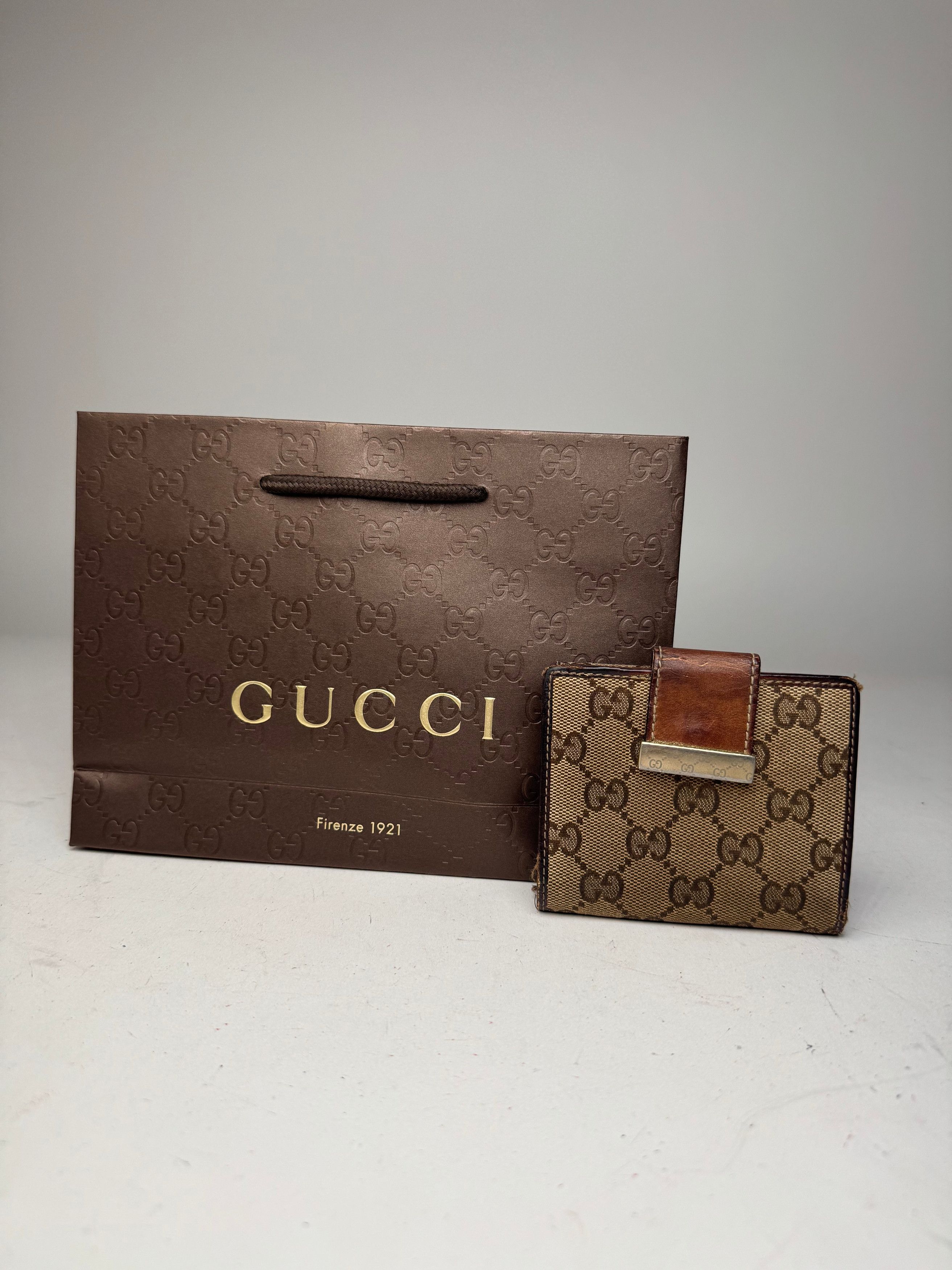 Gucci Vintage Monogram Wallet Brown Gold Size ONE SIZE - 1 Thumbnail