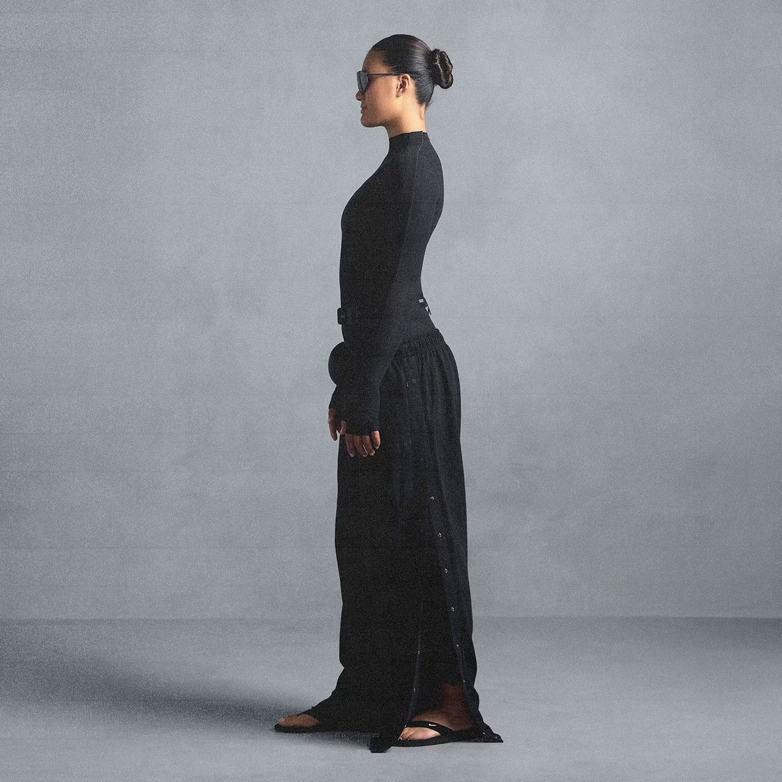 Nike Nike Skims Matte Tricot Side Snaps Pant in Obsidian Women S Size 34" / US 12 / IT 48 - 5 Thumbnail