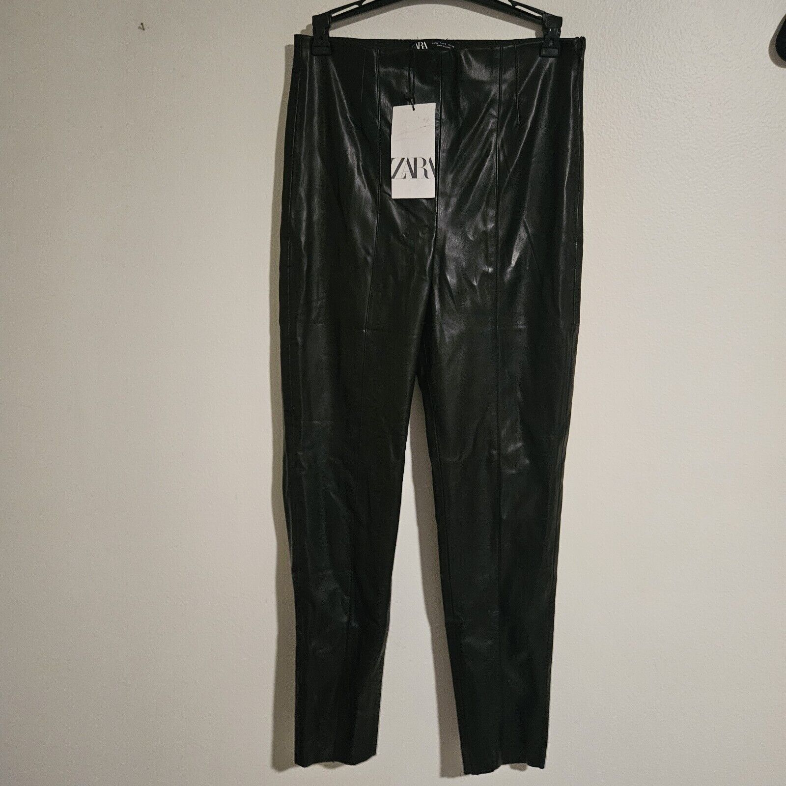 Zara Zara Pleather Leggings Nwt Size Mediun Sexy Date Night zip Size 30" / US 8 / IT 44 - 2 Thumbnail