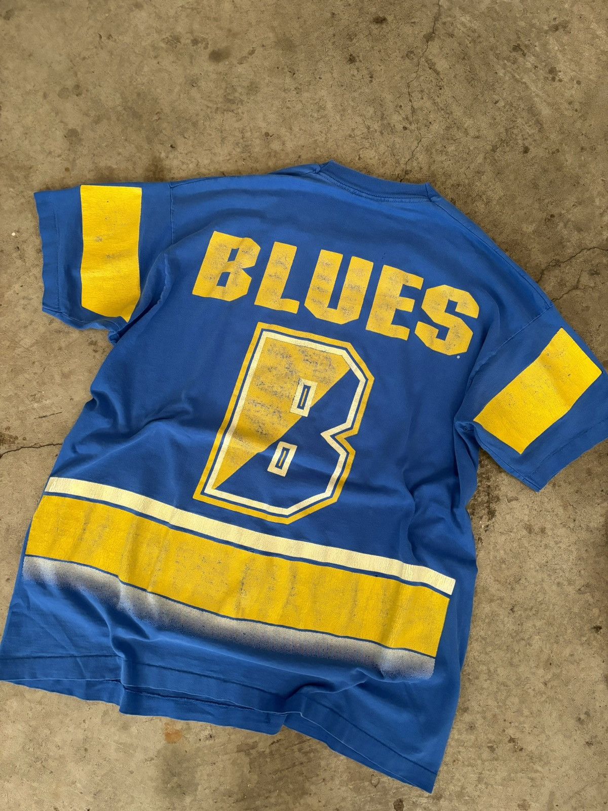 NHL × Vintage vintage blues tee Size US XL / EU 56 / 4 - 4 Thumbnail
