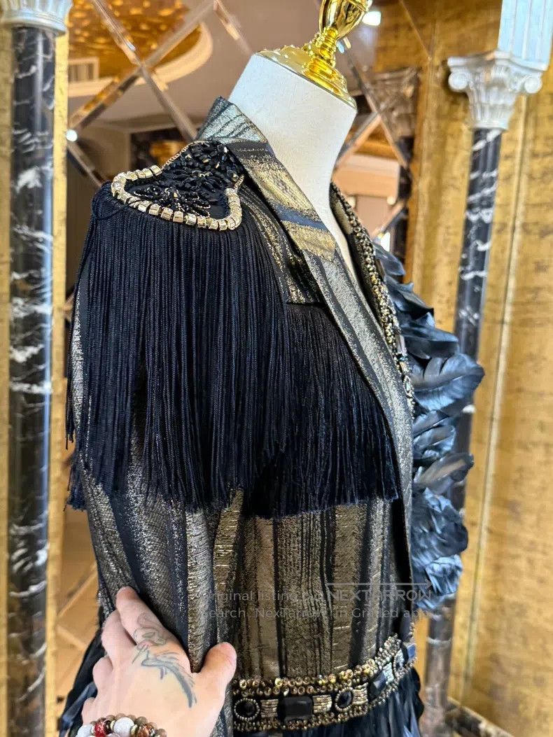 Versace Versace Main line metal streamer Belgian rhinestone fringe Size M / US 6-8 / IT 42-44 - 4 Thumbnail