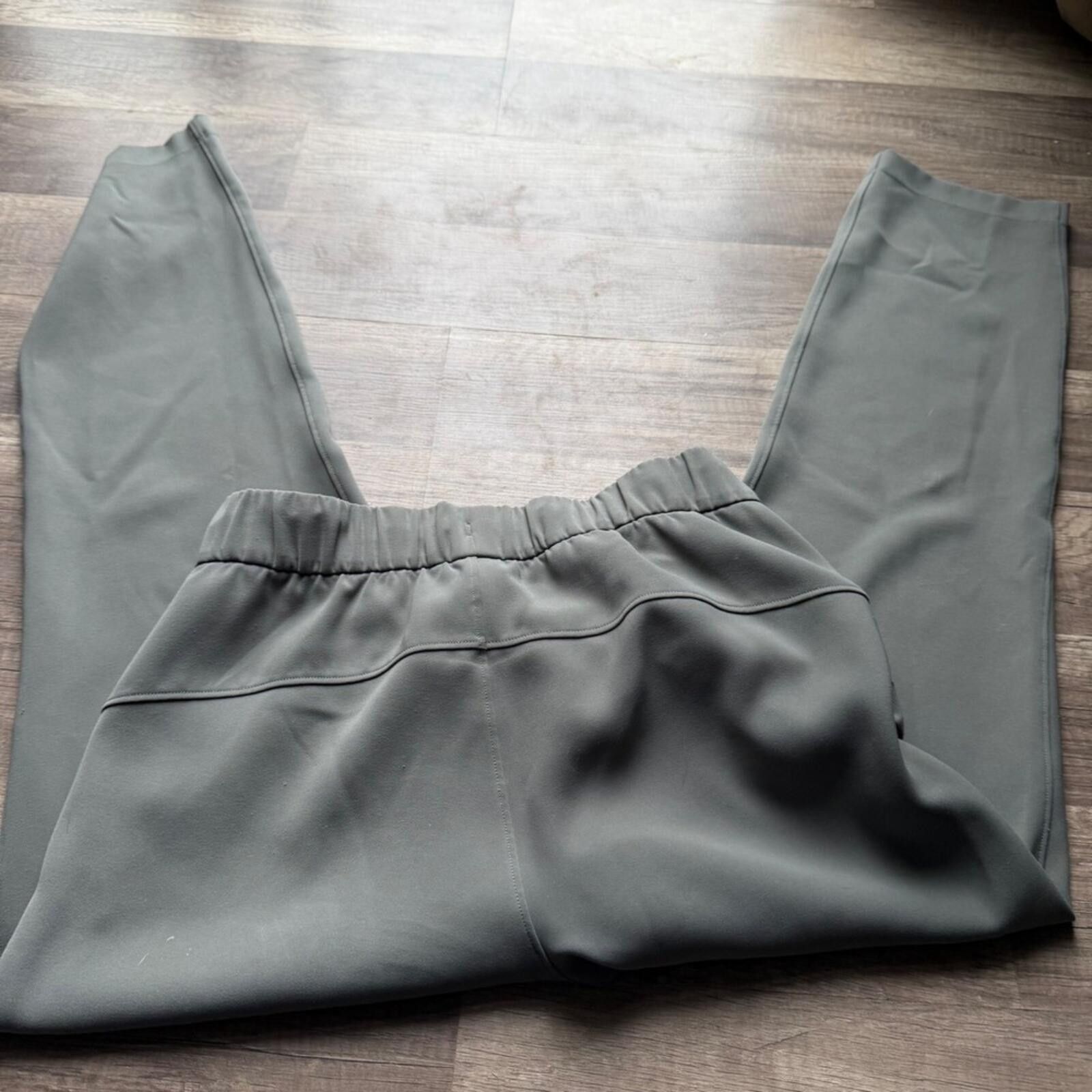 Lululemon Lululemon On the Fly Wide-Leg 7/8 Size 27" / US 4 / IT 40 - 3 Thumbnail