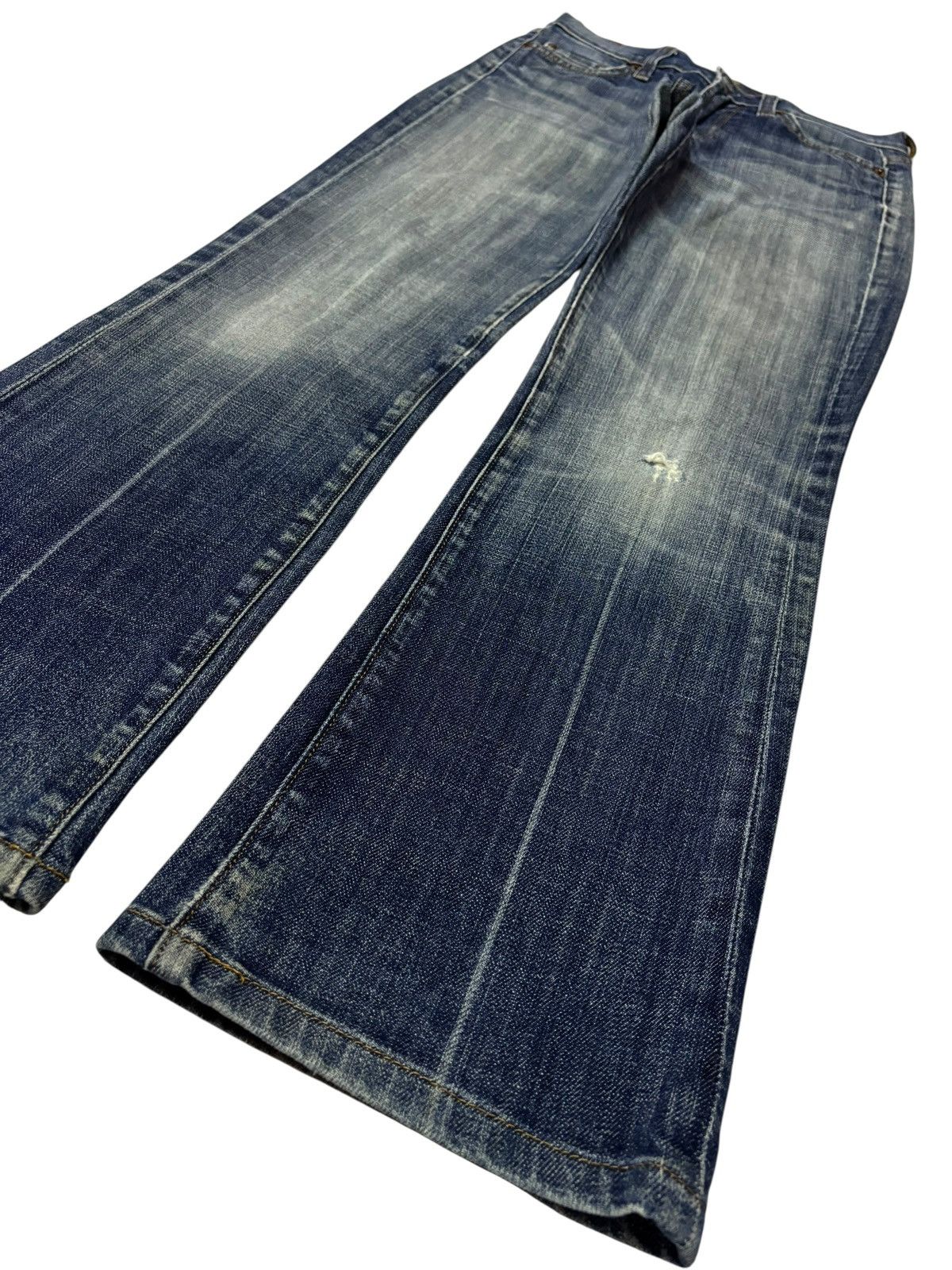 7 For All Mankind Vtg 7 For All Mankind Bootcut Flared Distressed Jeans Size 26" / US 2 / IT 38 - 3 Thumbnail