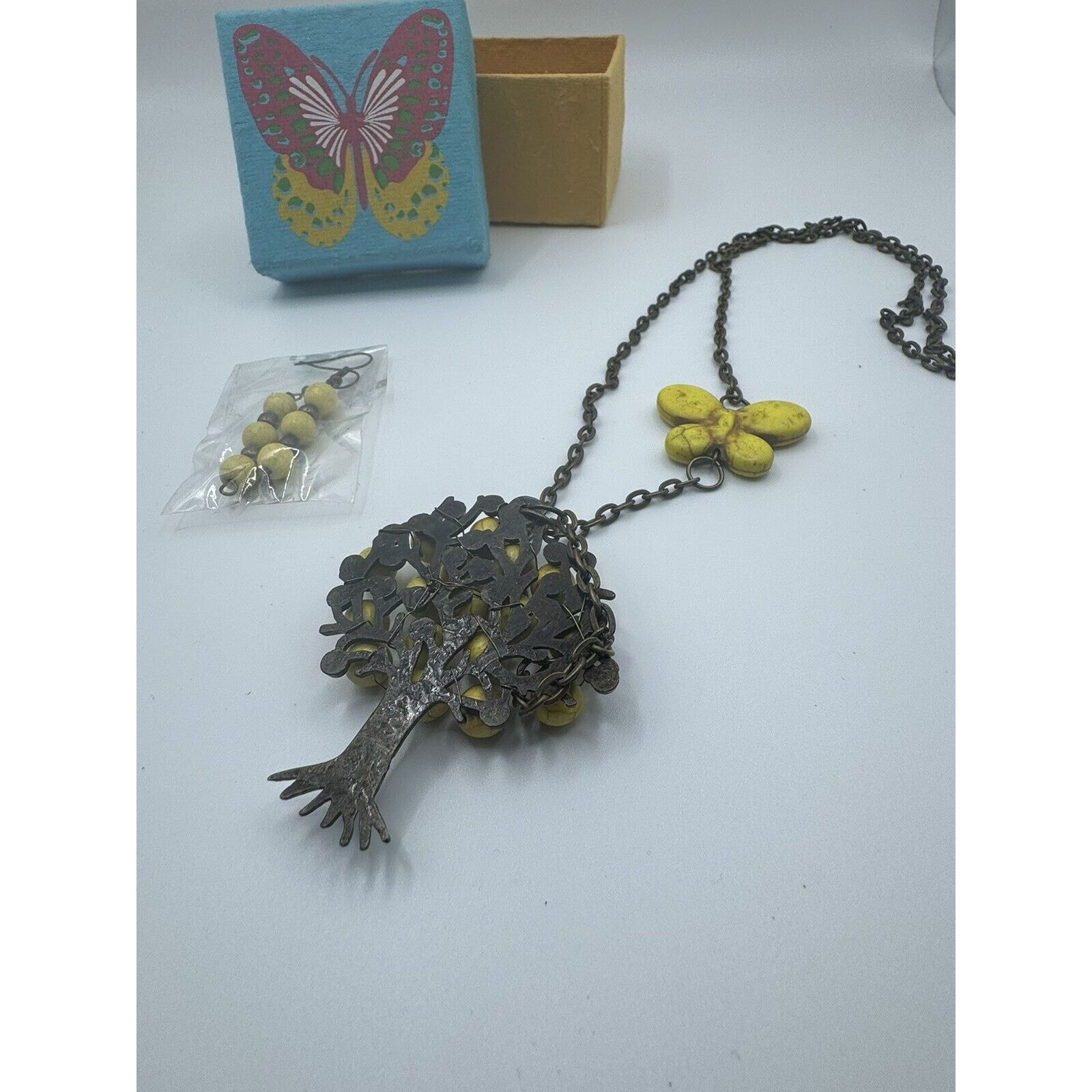 The Unbranded Brand Vintage Yellow Beaded Necklace Tree And Butterfly & Earrings Size ONE SIZE - 6 Thumbnail