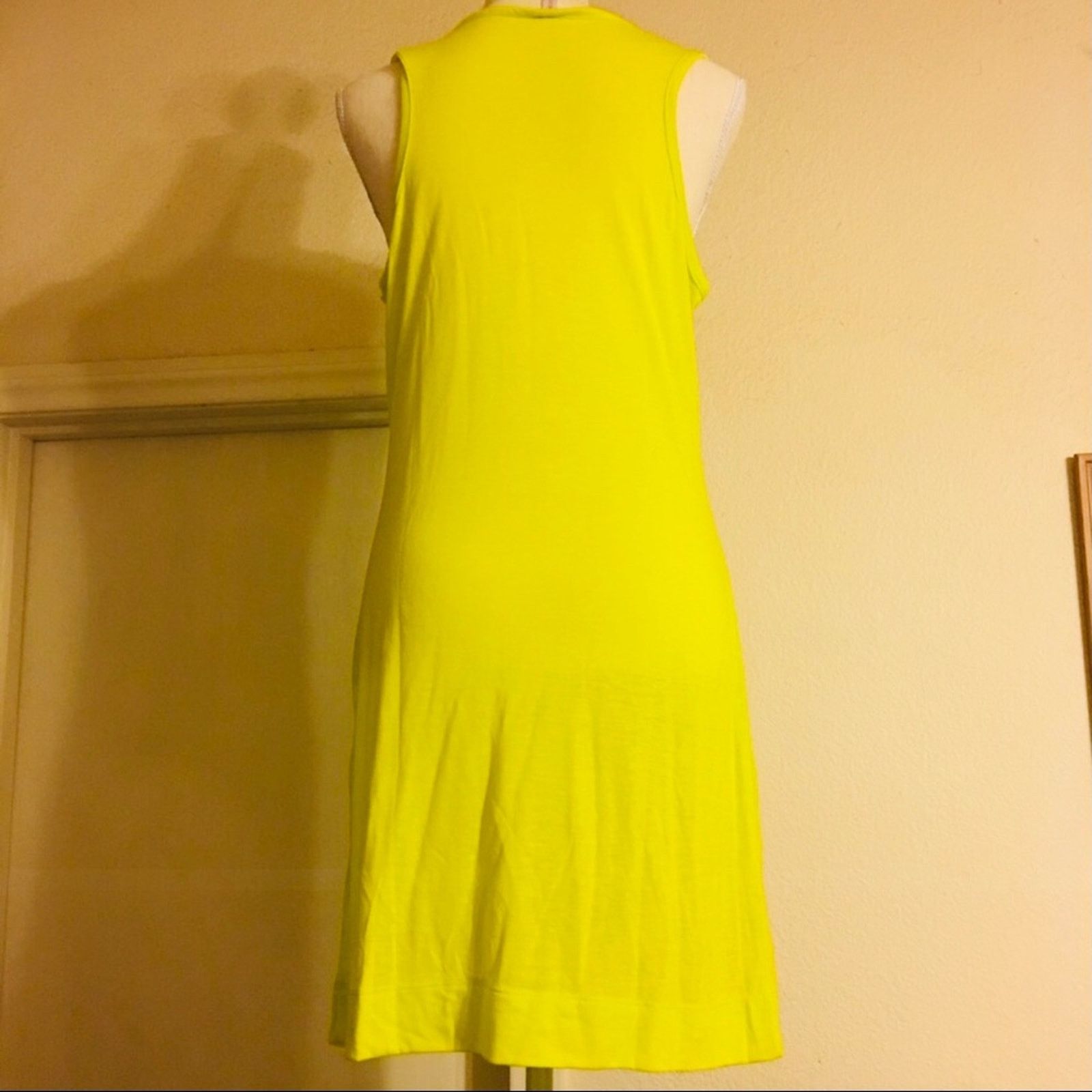 Other Xhilaration chartreuse long tank tunic top Size L / US 10 / IT 46 - 2 Thumbnail