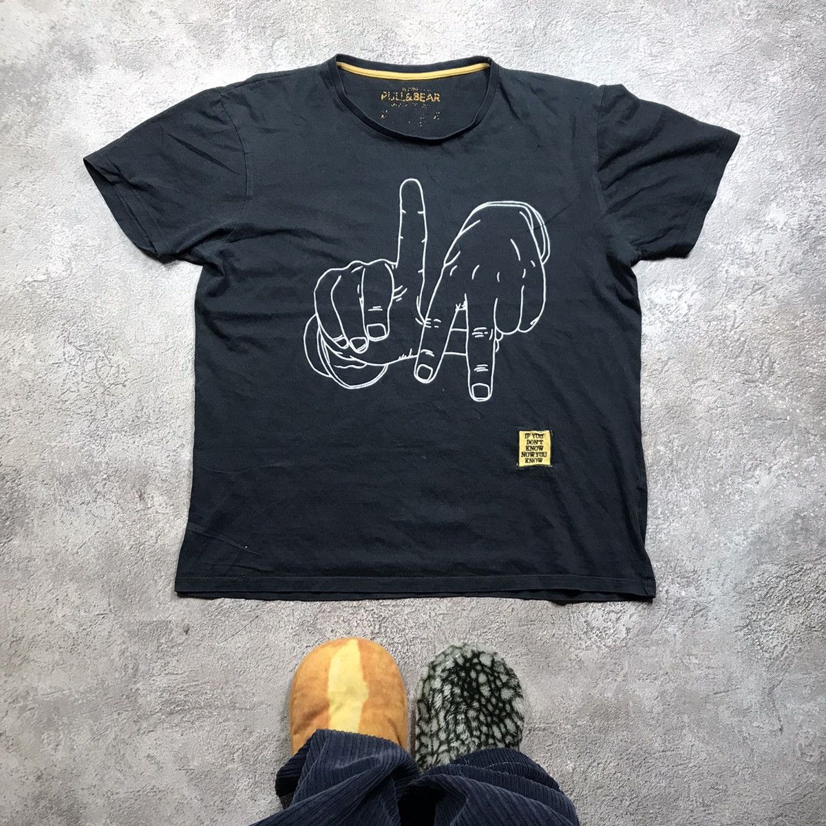 Vintage Vintage 90s Sun Faded Graphic Tee Skate Streetwear Slim XL Size US XL / EU 56 / 4 - 1 Thumbnail