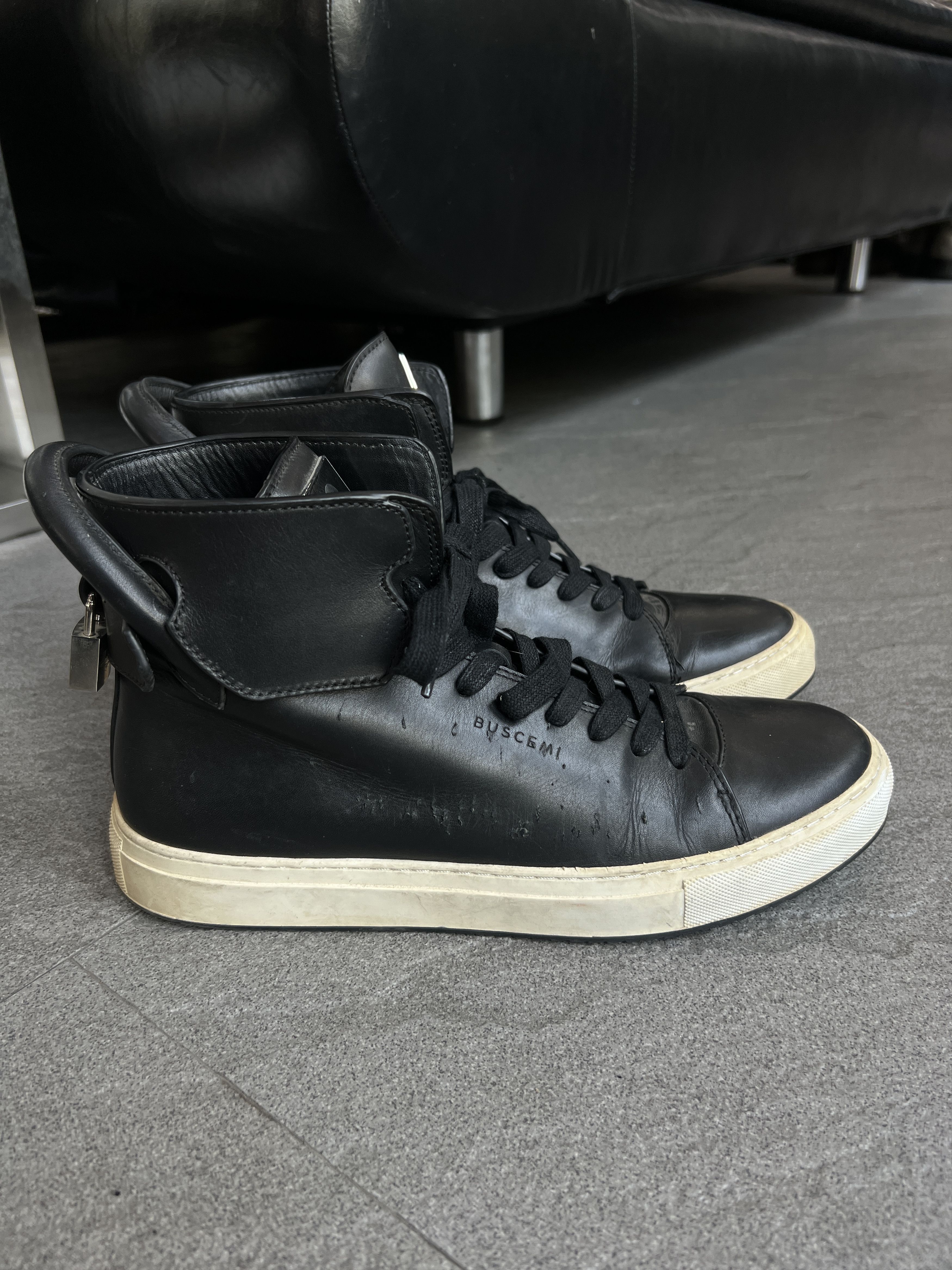 Mastermind Japan Buscemi x Mastermind Japan Lock Hi Sneakers EU42 Size US 9 / EU 42 - 2 Thumbnail
