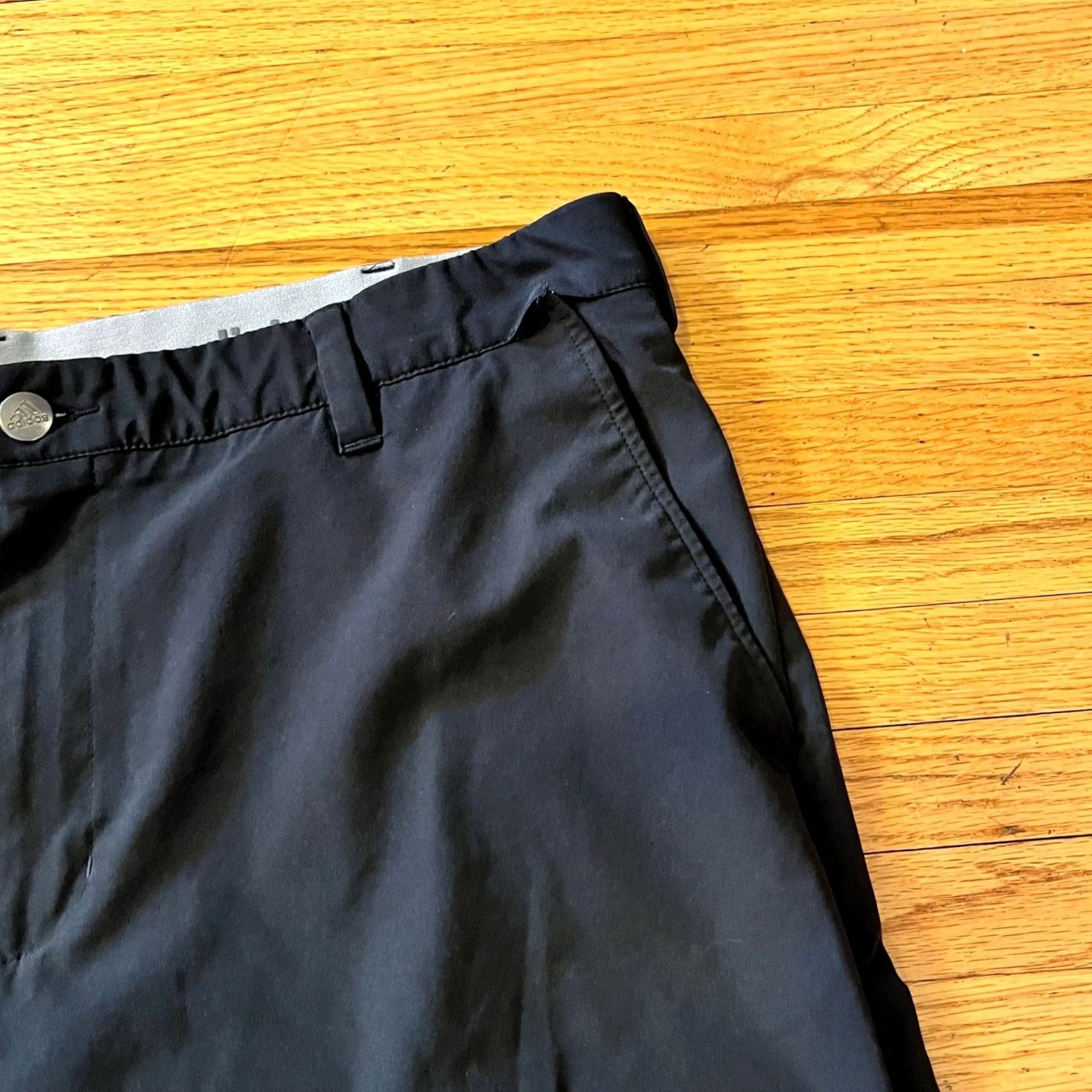 Adidas Adidas Shorts Mens 36 Performance Golf Black Regular Chino Men Mens 36 Black Golf Performance Shorts Size US 36 / EU 52 - 2 Thumbnail