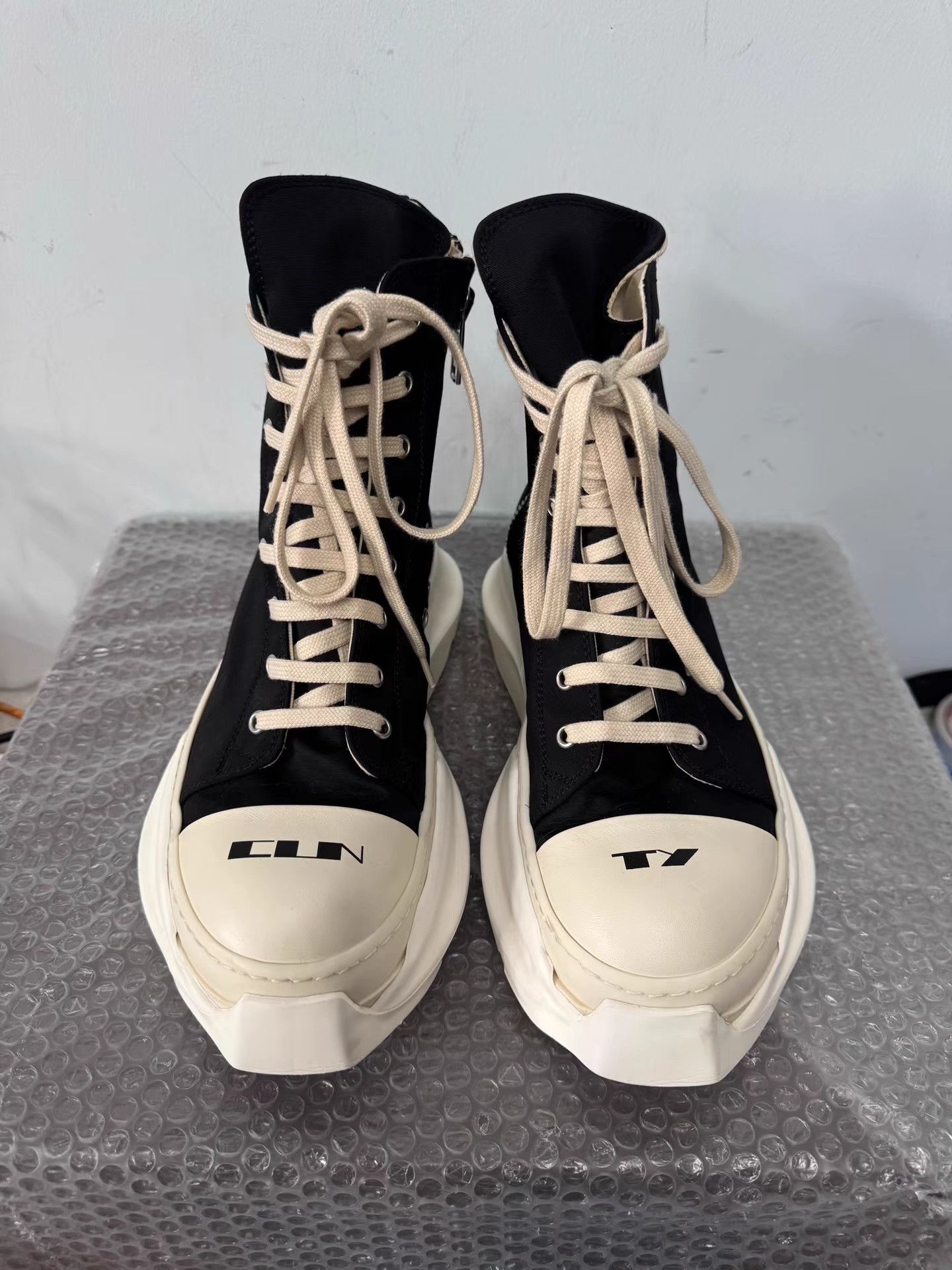 Rick Owens Rick Owens printed tank sole high-top Converse Size US 7 / EU 40 - 4 Thumbnail