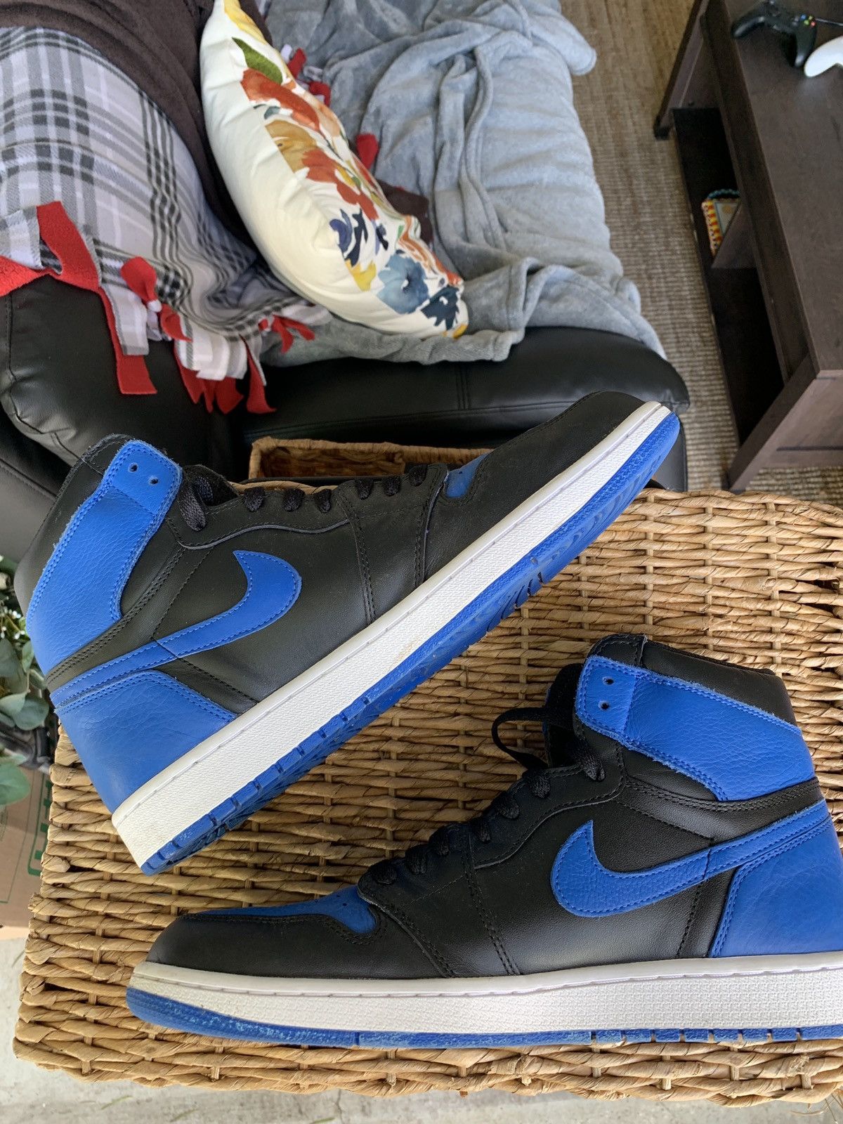 Jordan Brand × Nike Jordan 1 Royal (2017) Size US 12 / EU 45 - 2 Thumbnail