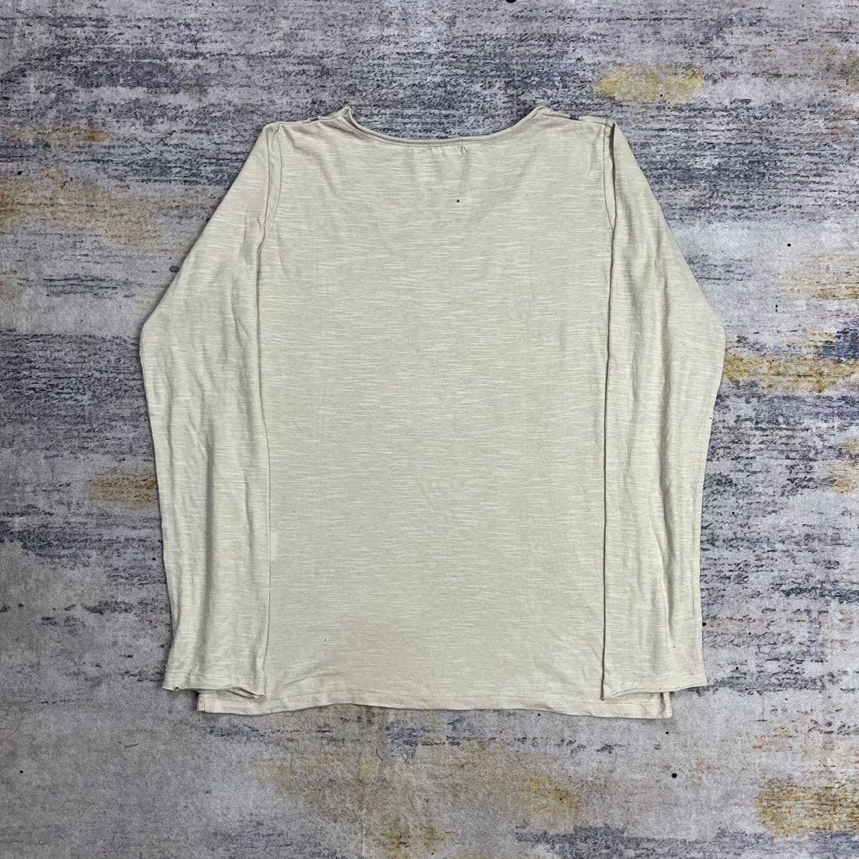 Le Grande Bleu (L.G.B.) Topvalu necklace feather graphic long sleeve tee vkei style Size US S / EU 44-46 / 1 - 3 Thumbnail