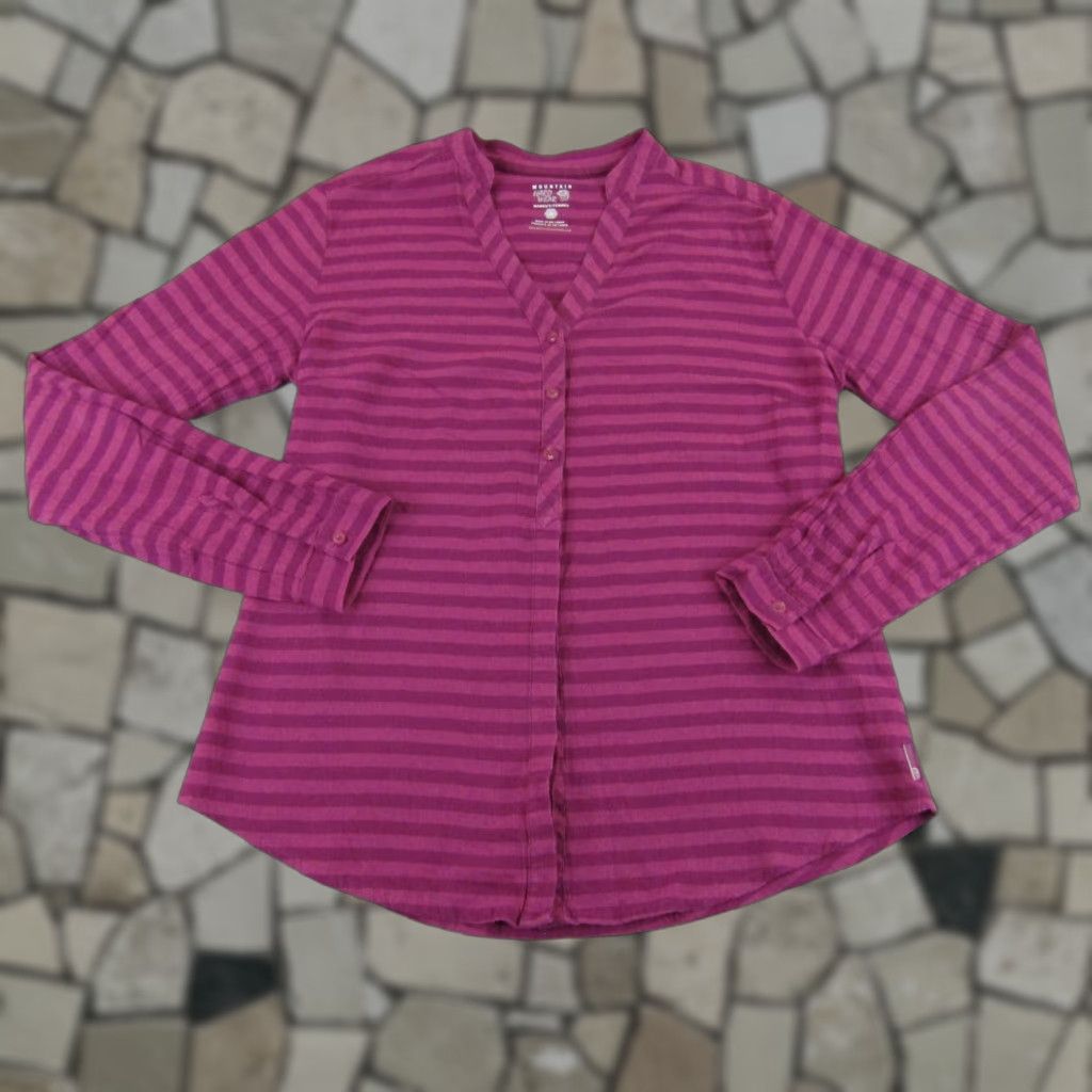 Mountain Hardwear Mountain Hardwear Shirt Womens 10 Pink Stripes Button Up V Neck Casual Outdoor Size L / US 10 / IT 46 - 1 Thumbnail