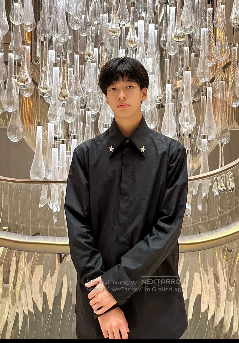 Givenchy Givenchy size 41 Long-sleeved shirt with black collar and m Size US L / EU 52-54 / 3 - 7 Thumbnail