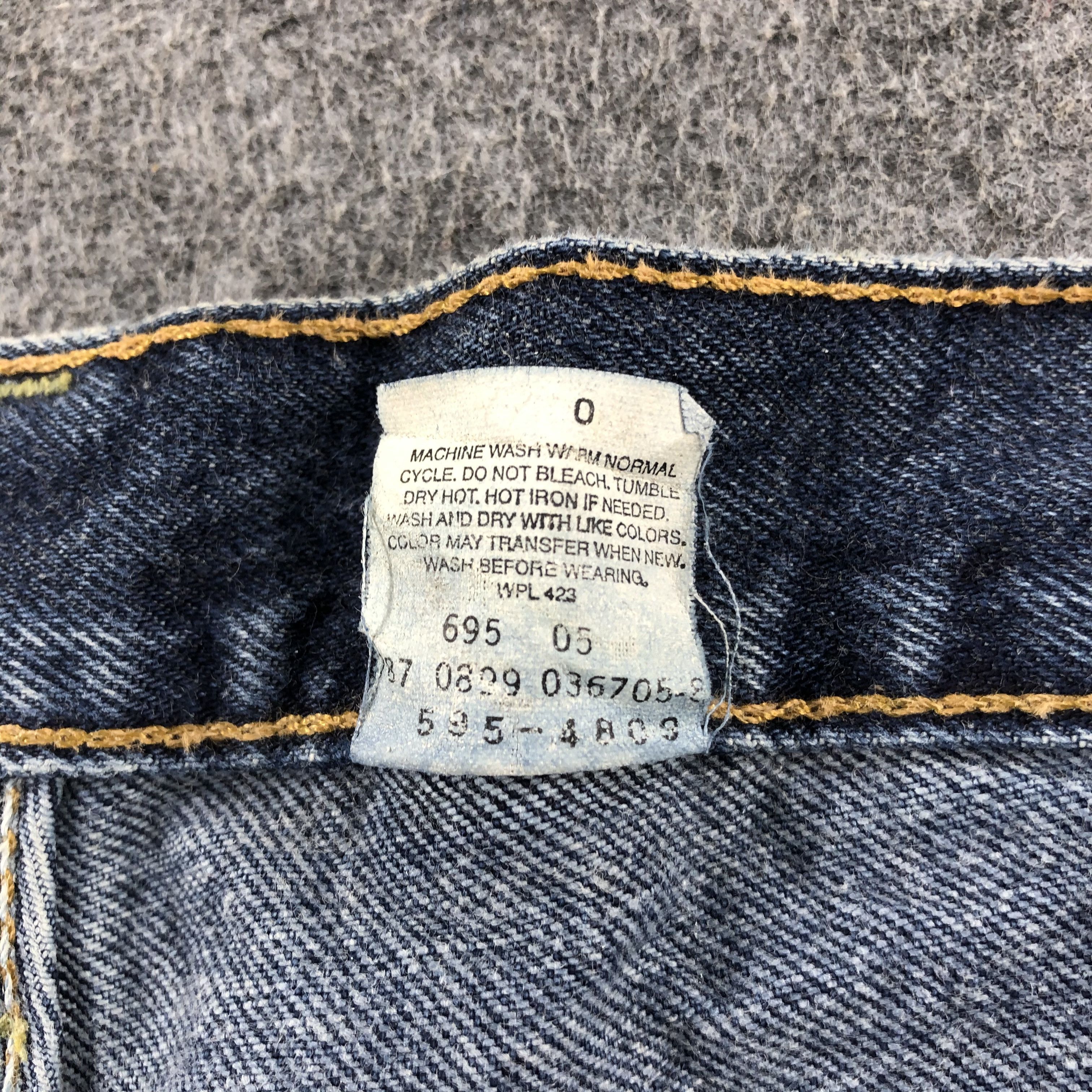 Levi's Vintage Blue Wash Levis 505 Baggy Jeans-J2517 Size US 36 / EU 52 - 12 Thumbnail
