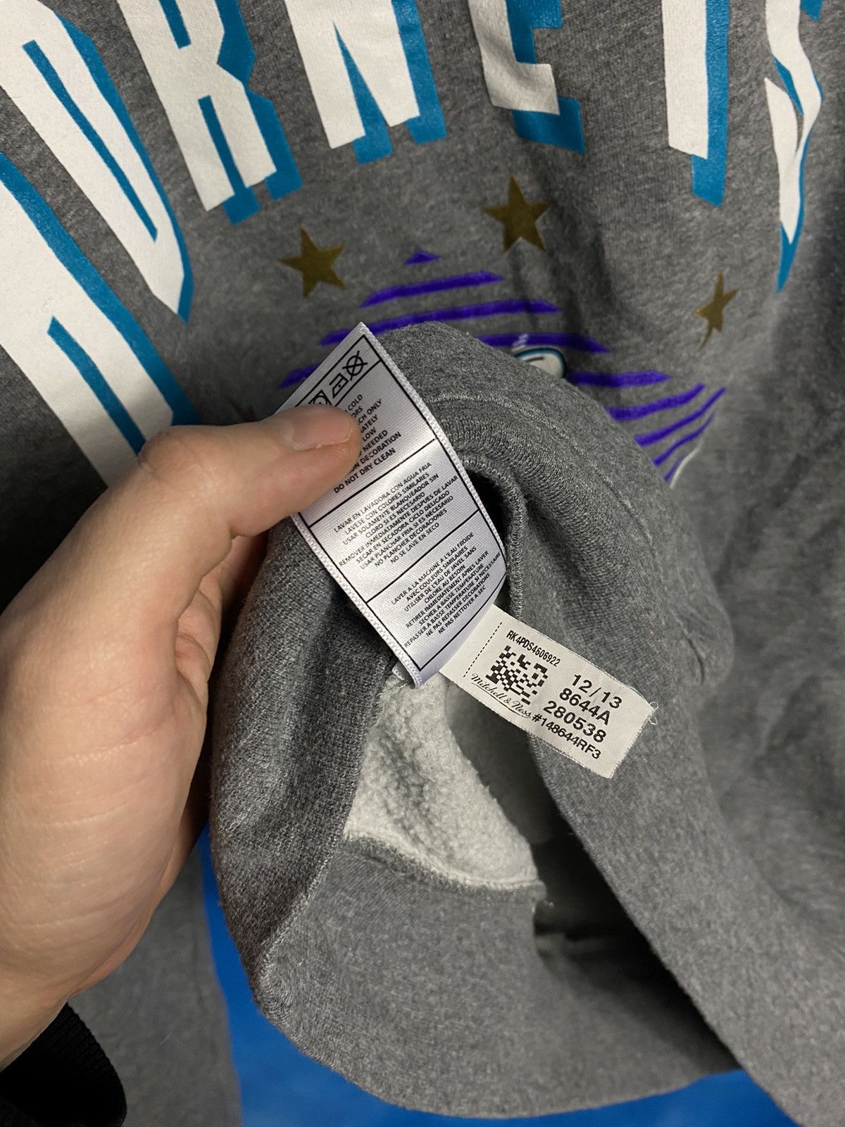 Mitchell & Ness × NHL × Vintage Charlotte Hornets NHL club sweatshirt USA Size US M / EU 48-50 / 2 - 6 Thumbnail