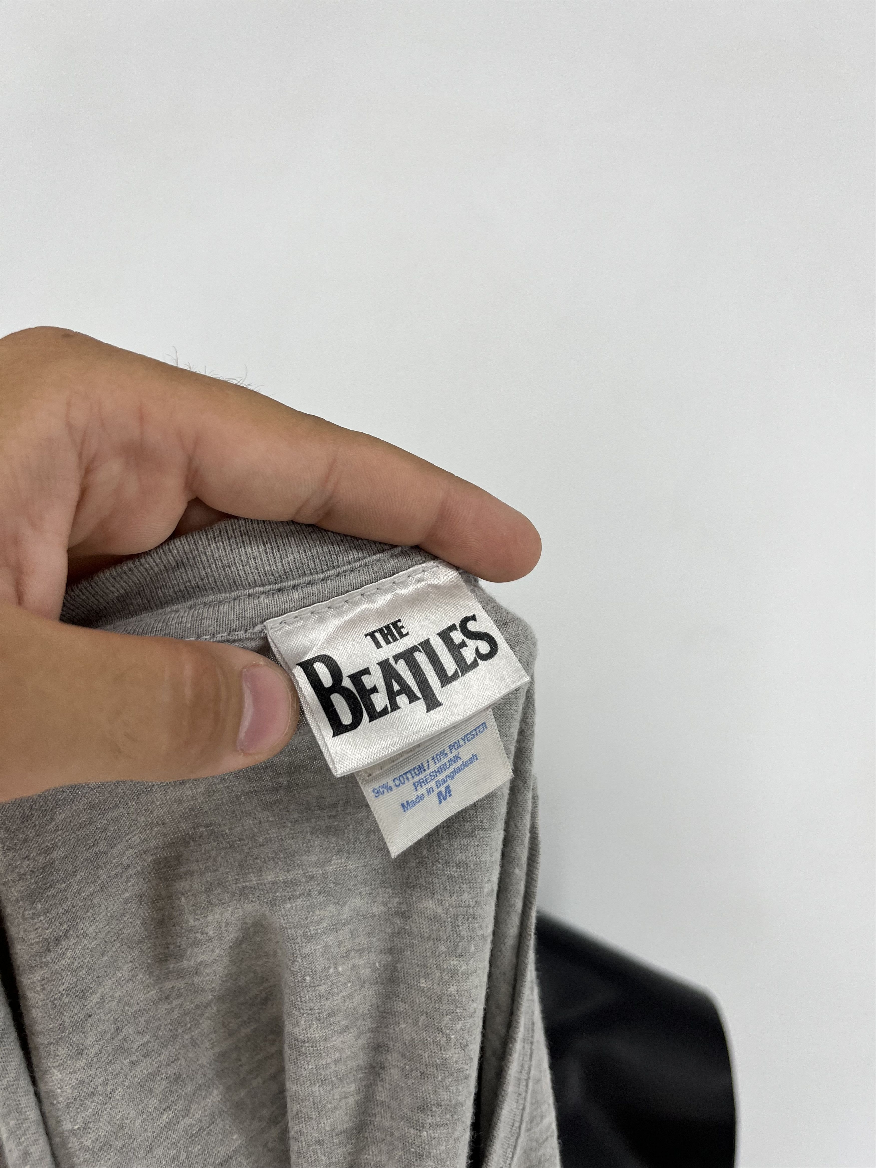 Band Tees Vintage Y2K The Beatles Submarine Thrashed Rock Streetwear Size US M / EU 48-50 / 2 - 9 Thumbnail