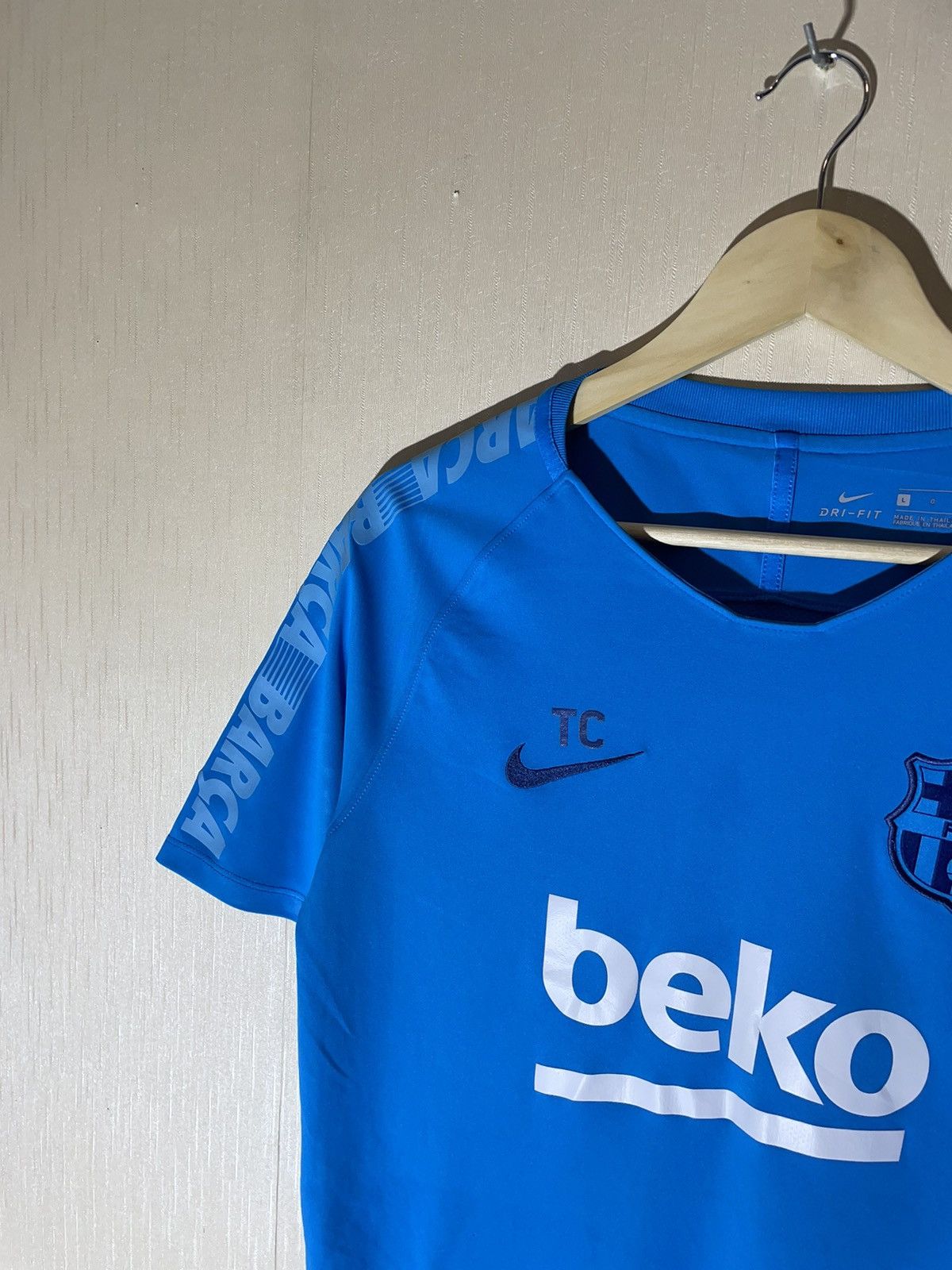 Nike Nike Barcelona soccer jersey Size US L / EU 52-54 / 3 - 3 Thumbnail