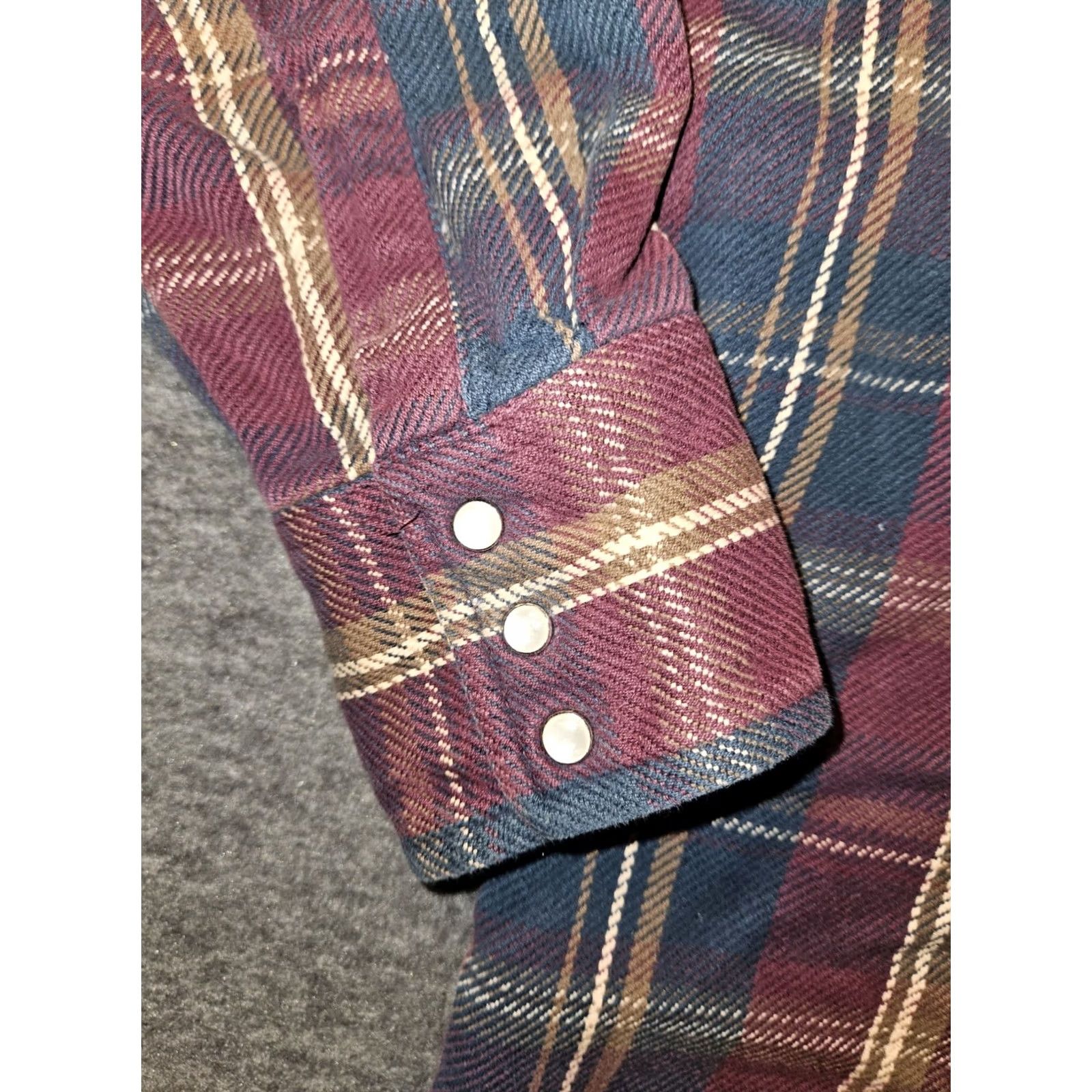 Wrangler VINTAGE Wrangler Flannel Shacket Men XL Plaid Long Sleeve Snap Cowboy Retro Surged Hem Pockets Easy Care Button-Up Collection Size US XL / EU 56 / 4 - 6 Thumbnail