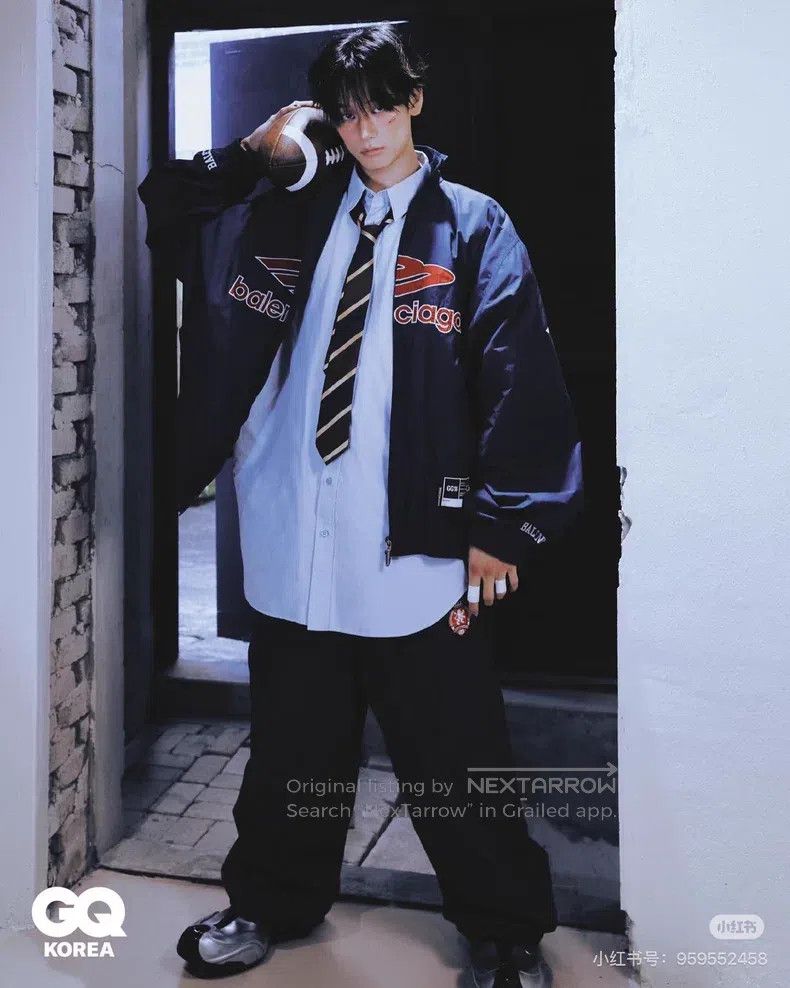 Balenciaga Balenciaga Football Embroidered Jersey Windbreaker Jacket Size US XS / EU 42 / 0 - 6 Thumbnail
