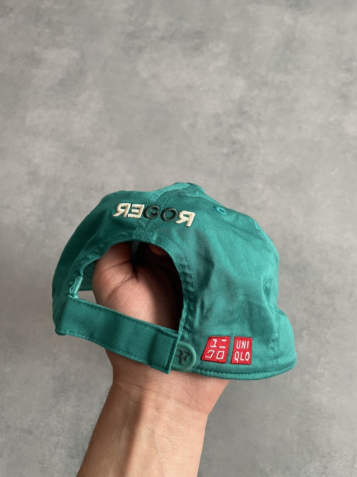 Uniqlo Roger Federer X Uniqlo Embroidered Logo OS Size ONE SIZE - 4 Thumbnail