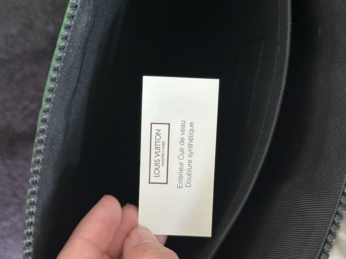 Louis Vuitton Louis Vuitton A4 Pouch Size ONE SIZE - 5 Thumbnail