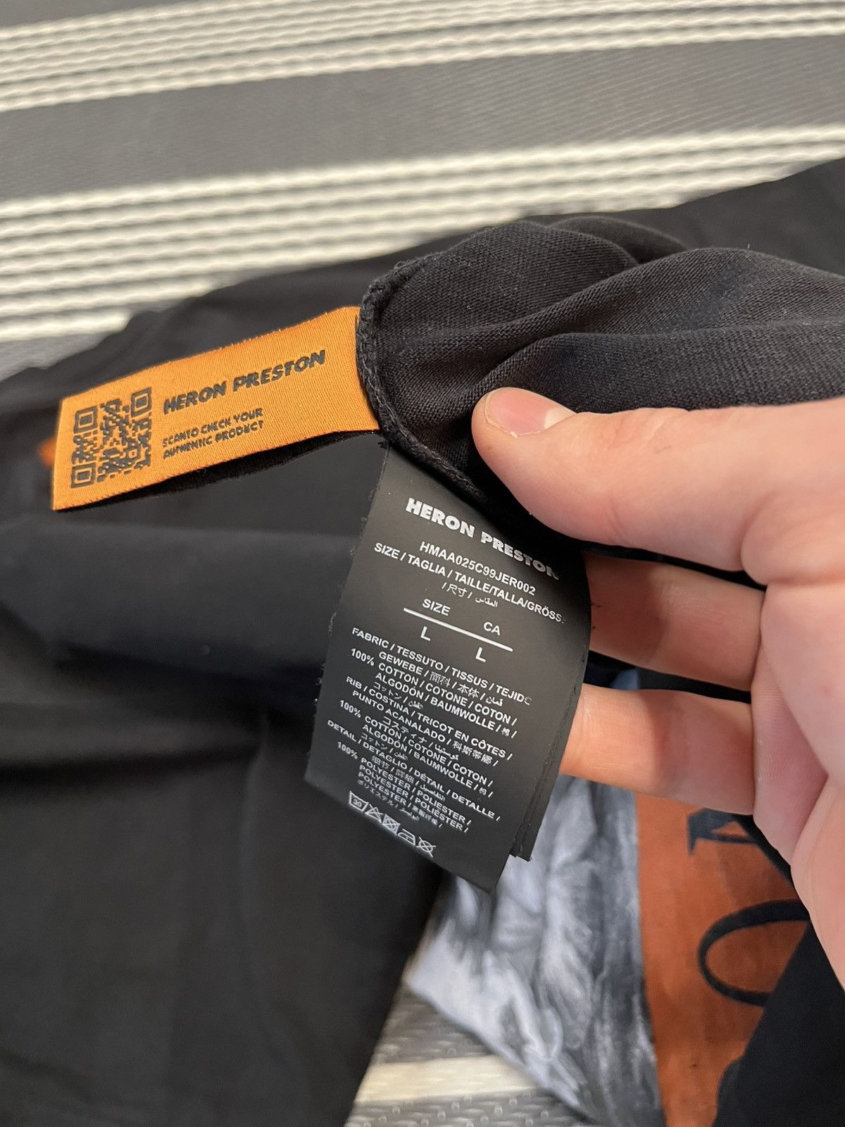 Heron Preston Heron Preston Black 'Heron' T-Shirt Size US XL / EU 56 / 4 - 5 Thumbnail