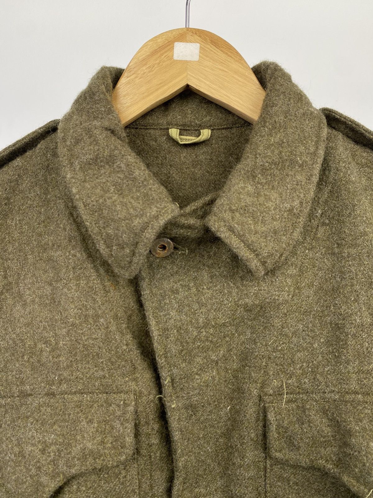 Vintage Vintage 50’s 60’s Canadian Army Battle Dress Wool Jacket Size US M / EU 48-50 / 2 - 4 Thumbnail