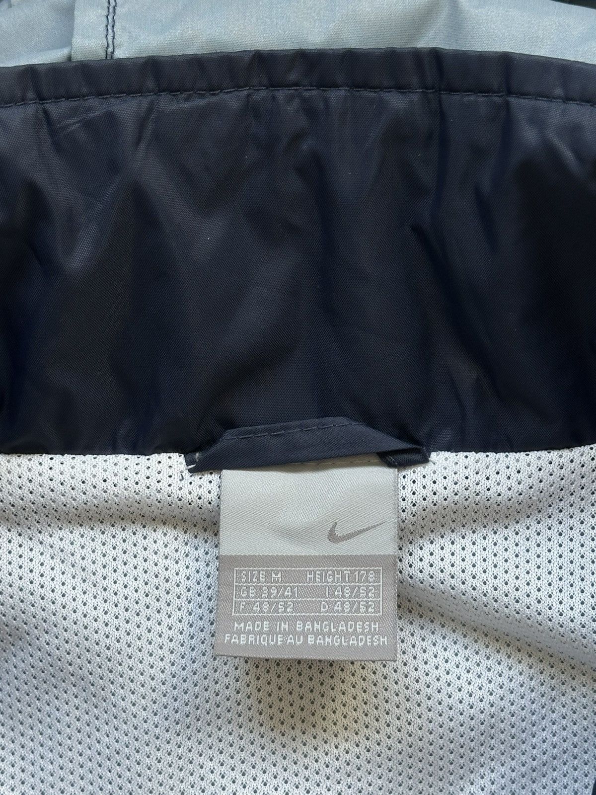 Nike × Vintage Vintage Y2k Nike Big Swoosh Lightweight Jacket Size US M / EU 48-50 / 2 - 7 Thumbnail