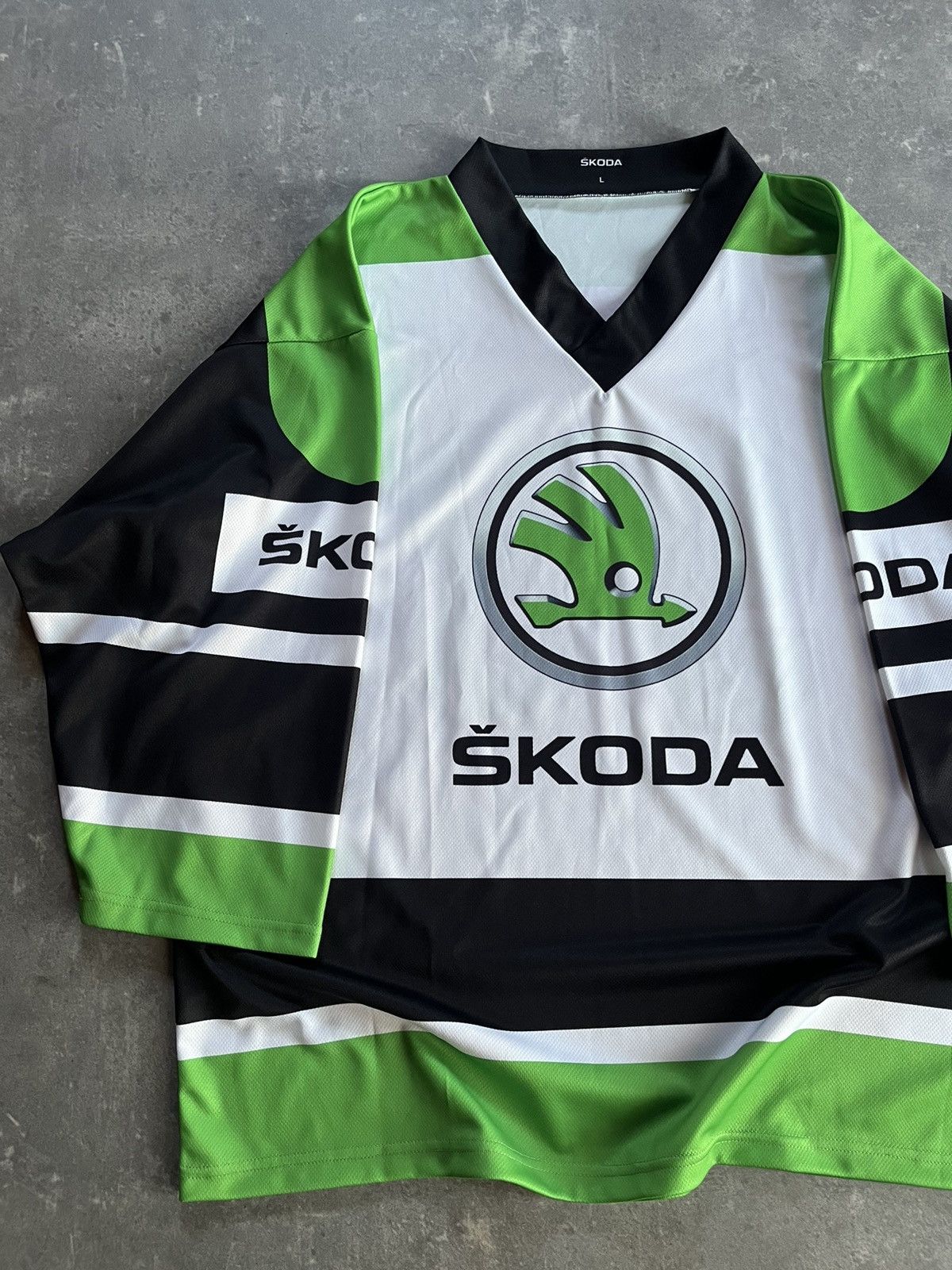 Vintage Vintage Skoda Racing NHL Hockey Jersey Rare Hype Retro Size US L / EU 52-54 / 3 - 3 Thumbnail
