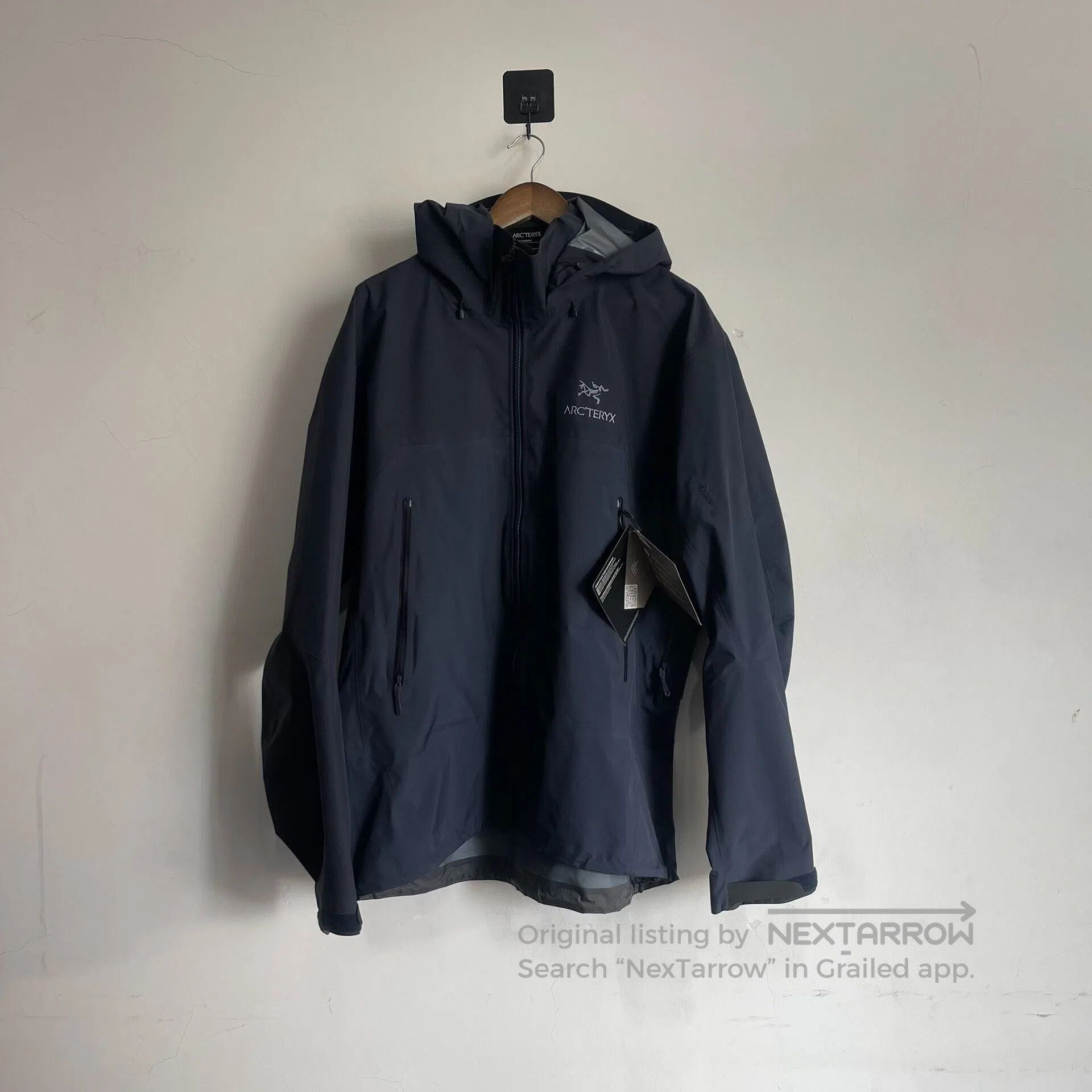 Arc'teryx Arcteryx BETA AR GORE-TEX Jacket. Size US XL / EU 56 / 4 - 1 Thumbnail