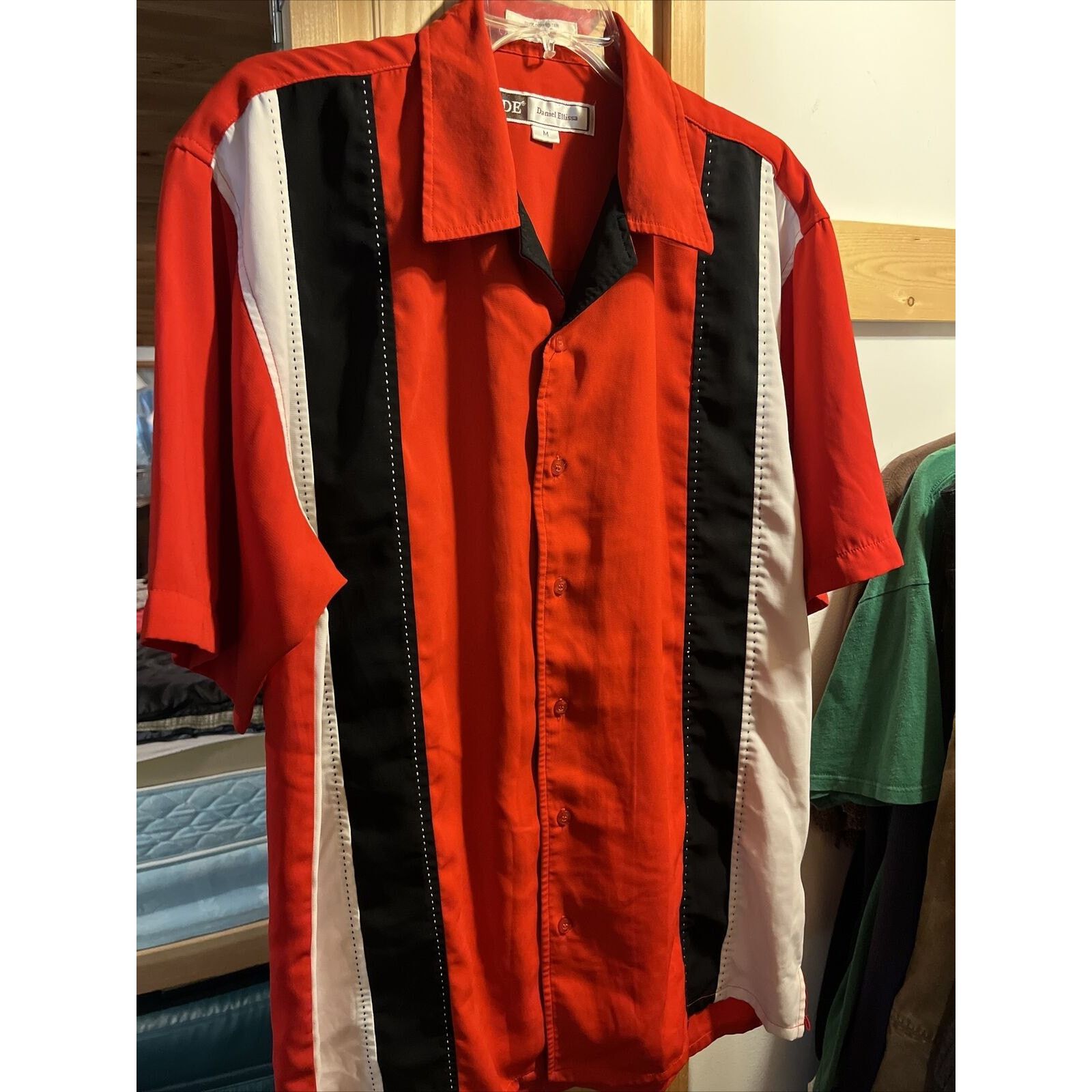 Other Daniel Ellisa Men's M Red Stripe SS Polyester Bowling Shirt Size US M / EU 48-50 / 2 - 5 Thumbnail