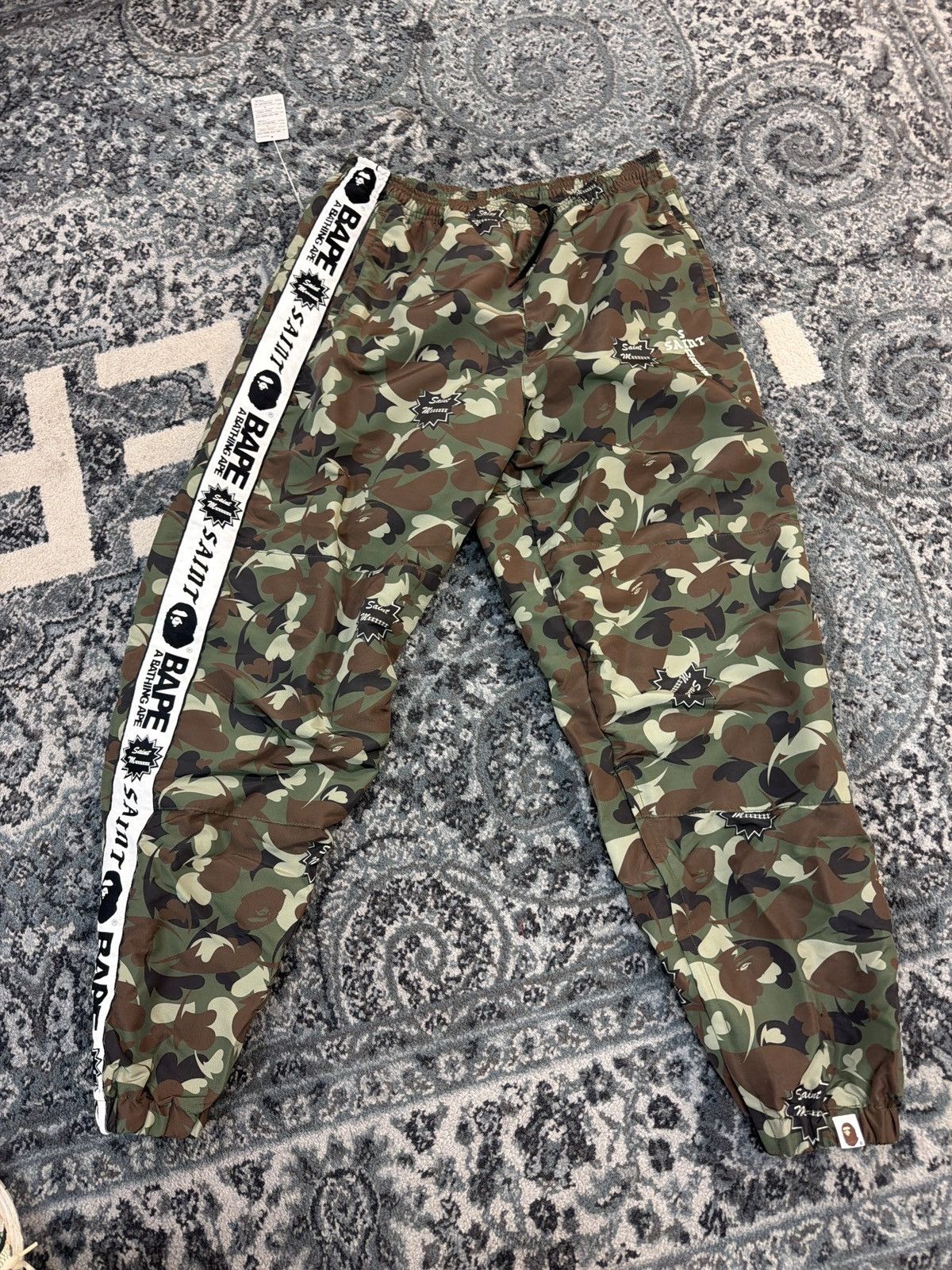 Bape × Saint Michael Saint Michael Bape dark green camo track pants Size US 36 / EU 52 - 1 Thumbnail