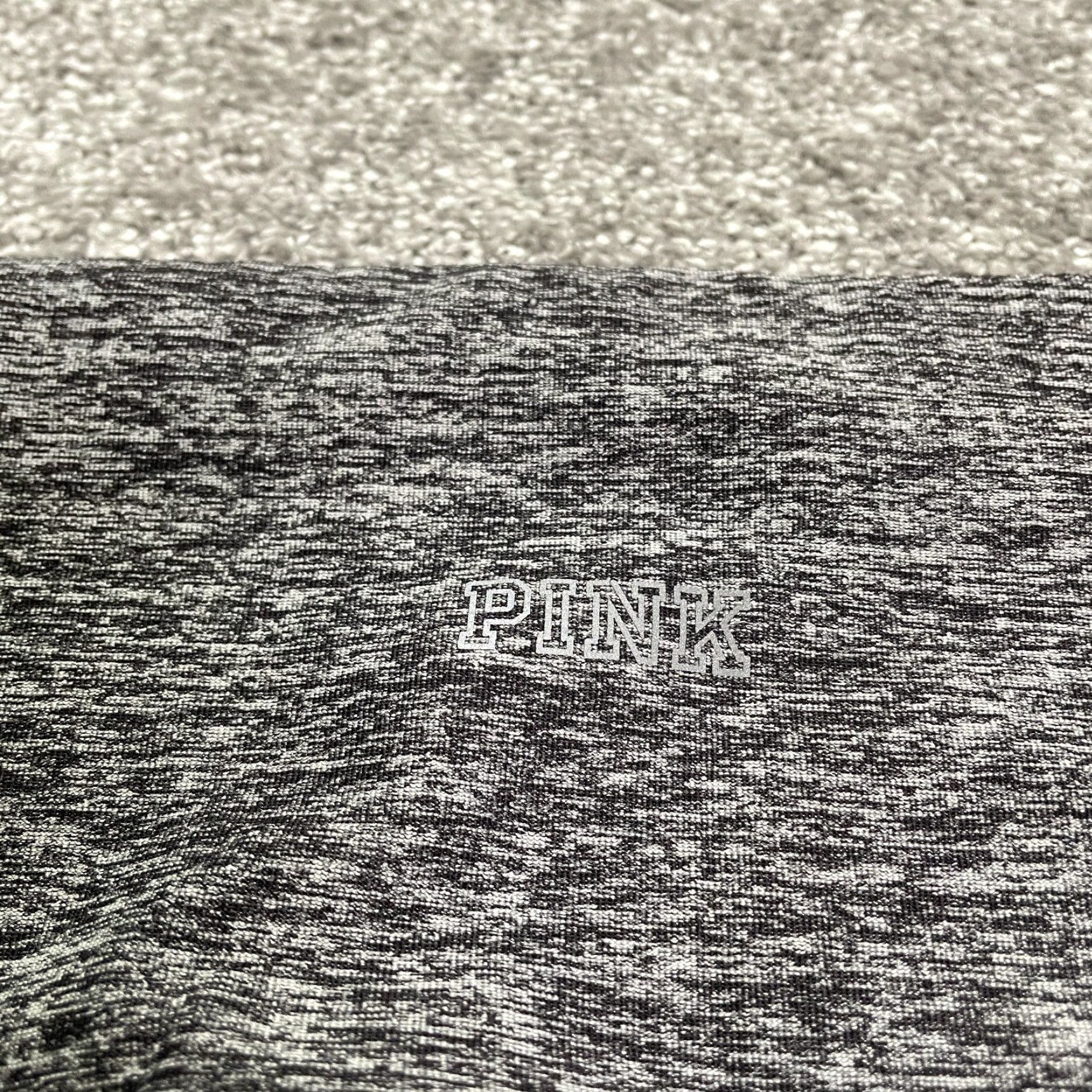 Victoria's Secret Victoria's Secret Pink Compression Leggings Womens Small Gray 25x28 Active Gym Size 28" / US 6 / IT 42 - 4 Thumbnail