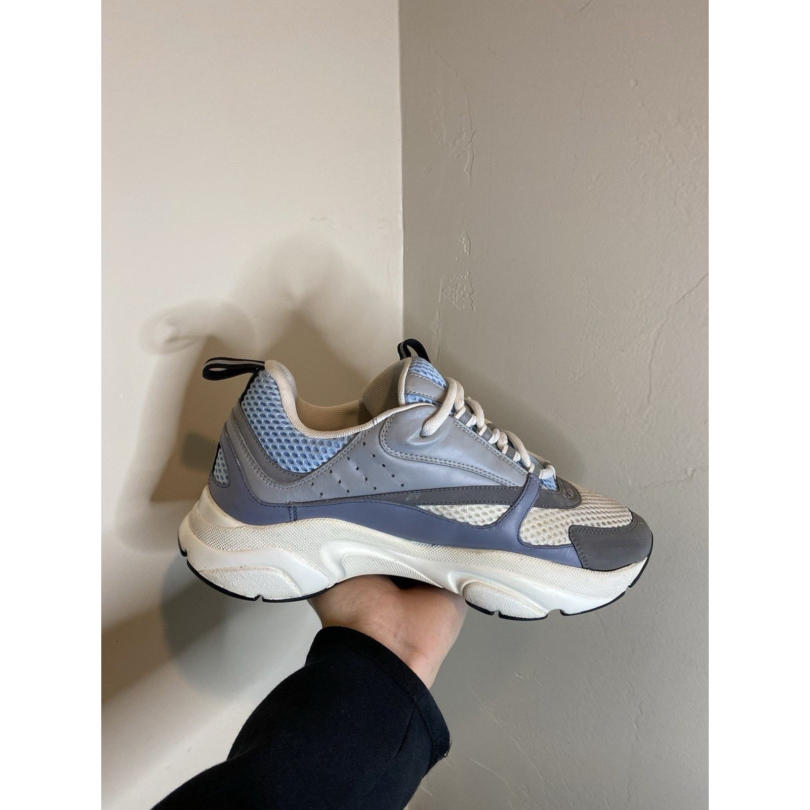 Dior Dior B22 ‘White Blue’| Size 39 EU ( 6 US ) Size US 6 / EU 39 - 16 Thumbnail