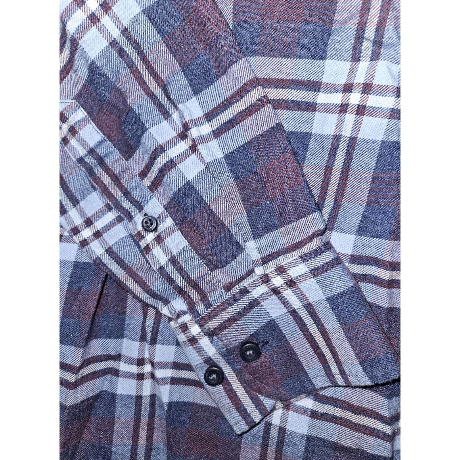UNTUCKit UNTUCKit Shirt Mens Large Blue Red Plaid Slim Fit Button Down Long Sleeve Cotton Size US L / EU 52-54 / 3 - 2 Thumbnail