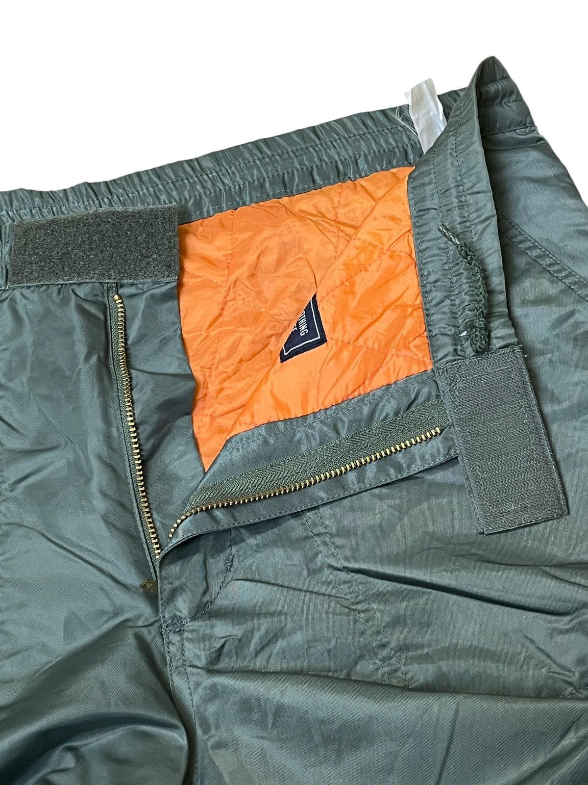 Japanese Brand Nice🔥Vintage 90s UNIQLO cargo & parachute bomber pants Size US 36 / EU 52 - 12 Thumbnail