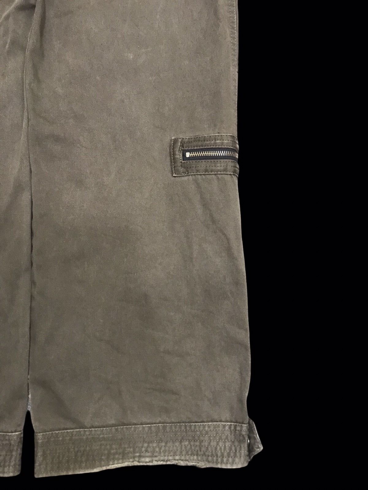 Japanese Brand 💥BAGGY💥ARCHIVAL SHELLAC MULTIPOCKETS ZIPPER PANT F426 Size US 34 / EU 50 - 16 Thumbnail