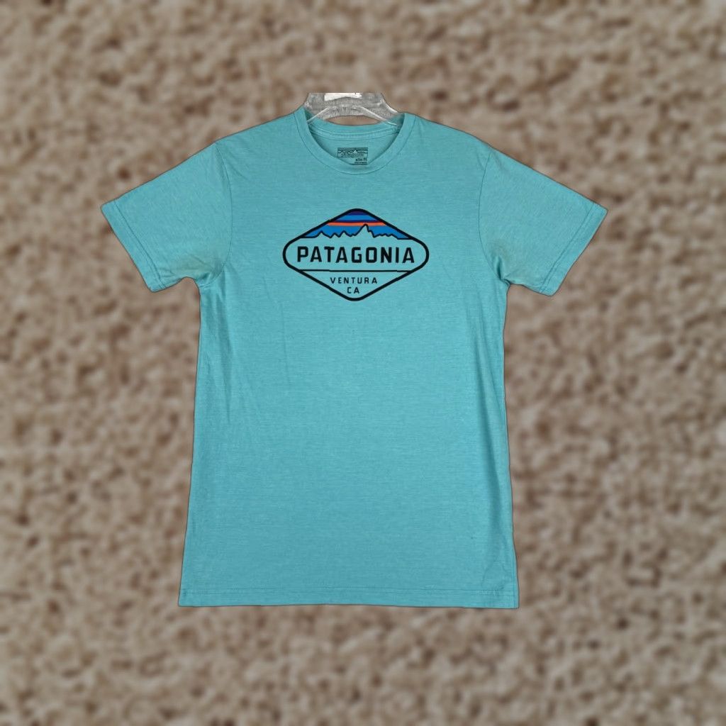 Patagonia Patagonia Shirt Men Small Blue Crew Neck Cotton Blend Slim Fit Fitz Roy Crest Size US S / EU 44-46 / 1 - 1 Thumbnail