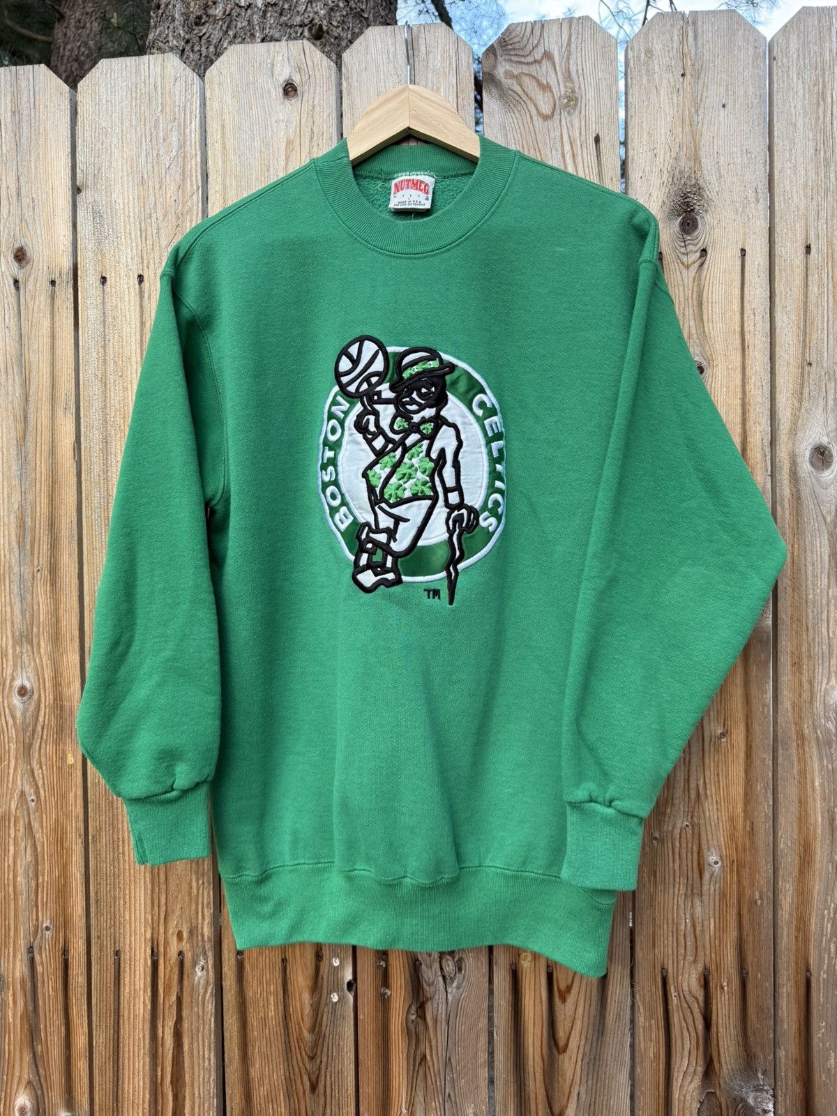 Nutmeg Vintage Nutmeg Mills Boston Celtics Crewneck Men Large 90s Size US L / EU 52-54 / 3 - 1 Thumbnail