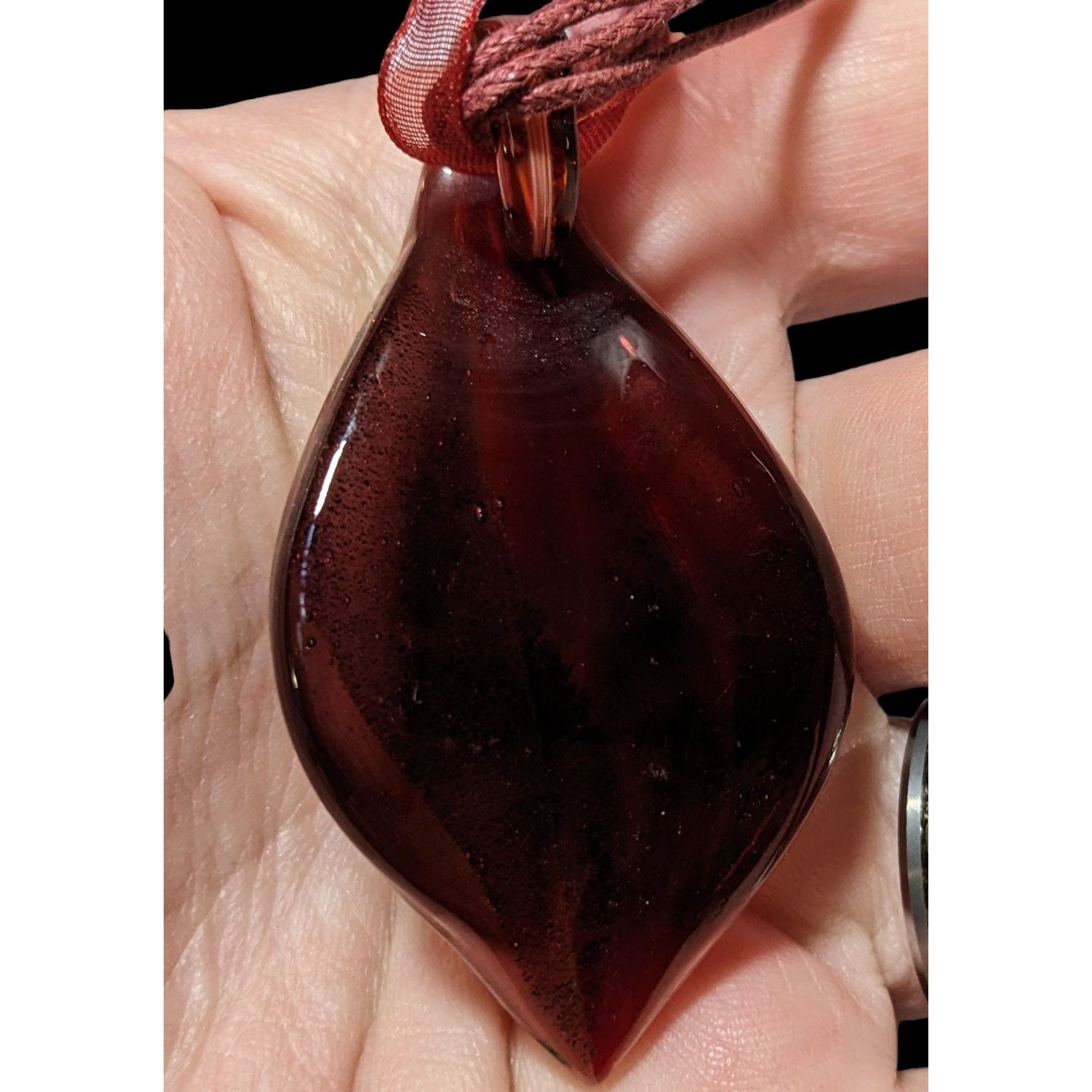 Other Red And Black Glass Leaf Pendant Necklace Size ONE SIZE - 4 Thumbnail