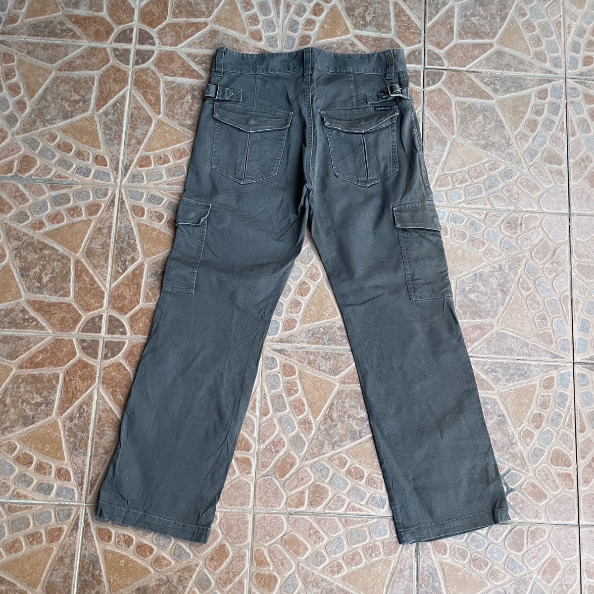 Calvin Klein Vintage Calvin Klein Jeans Buckle Tactical Cargo Pants Size US 32 / EU 48 - 6 Thumbnail