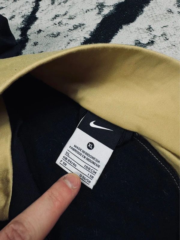 Nike Nike Dri Fit Sports Jacket Black Gold XL Size US XL / EU 56 / 4 - 5 Thumbnail