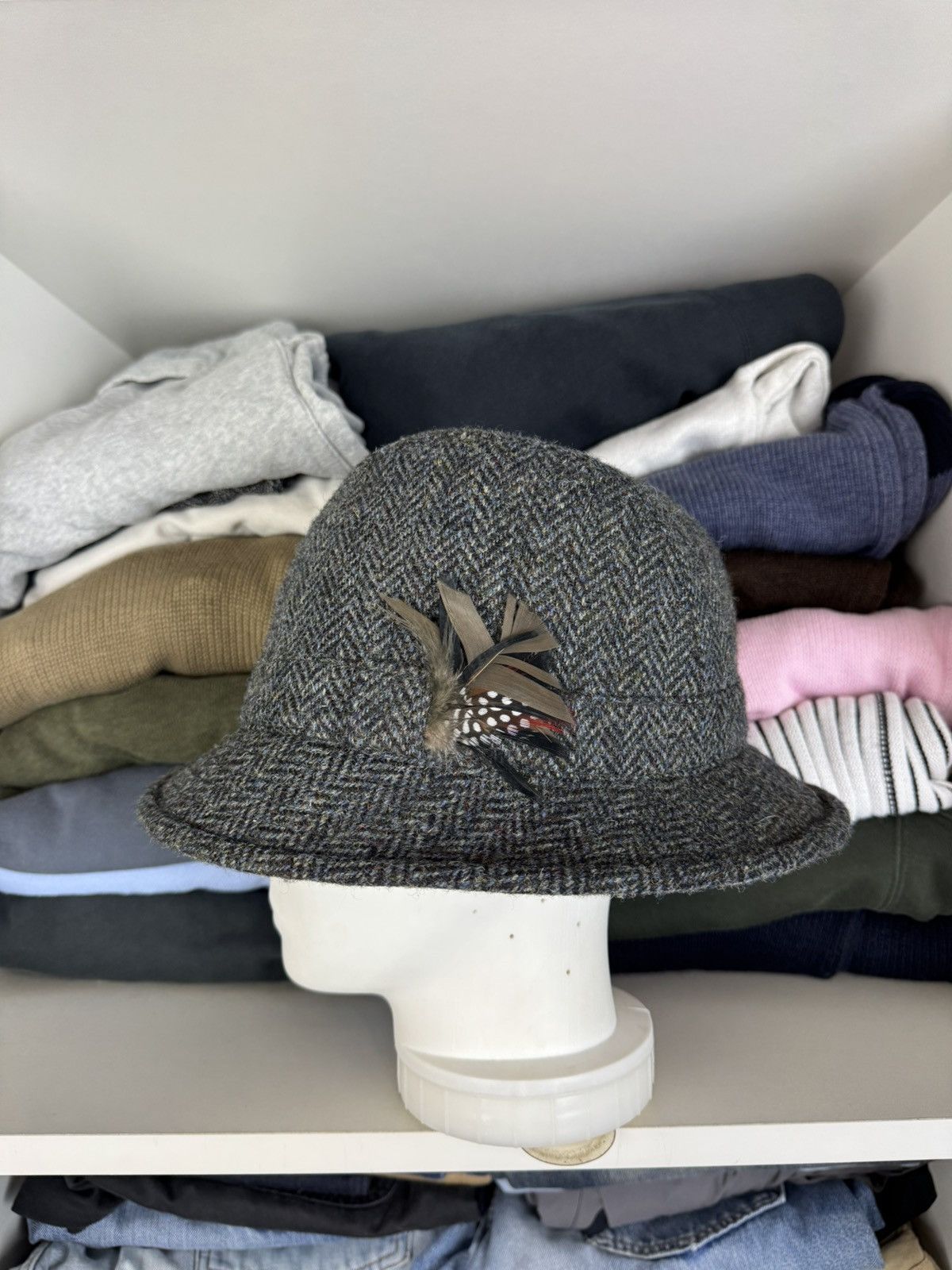 Harris Tweed Harris Tweed 100% Wool Hat with Feather Accent Size ONE SIZE - 7 Thumbnail