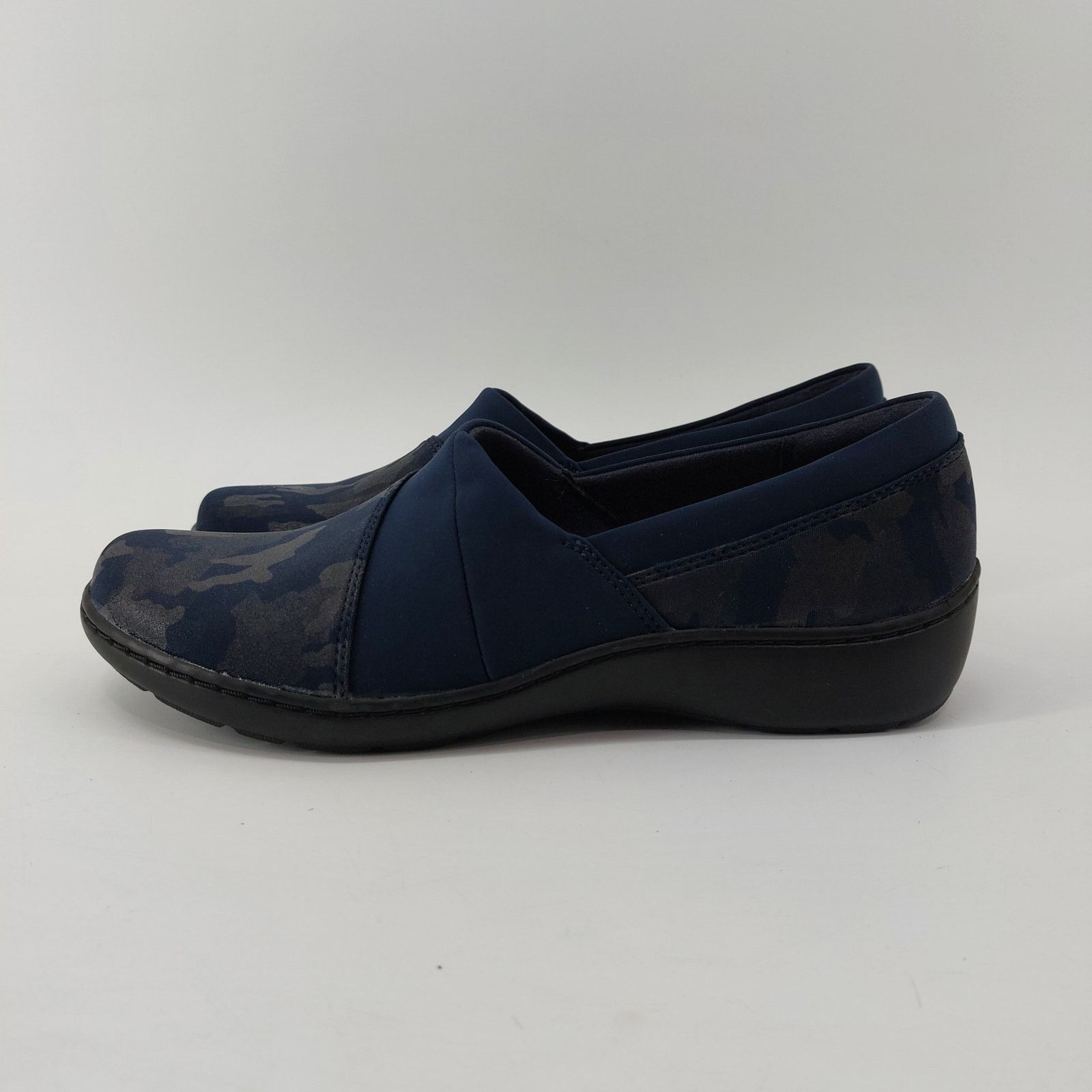 Clarks Clarks Cora Heather Interest Camo Navy Blue Loafers Size 8 Size US 8 / IT 38 - 1 Thumbnail